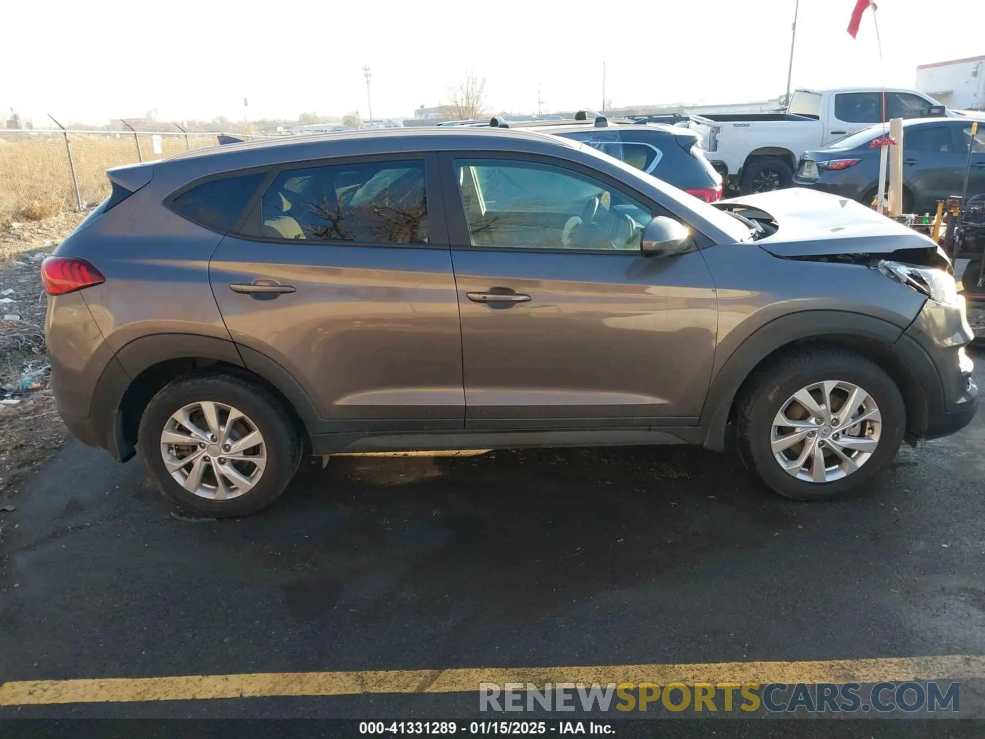 13 fotografías del automóvil dañado KM8J33A46LU160018 HYUNDAI TUCSON 2020