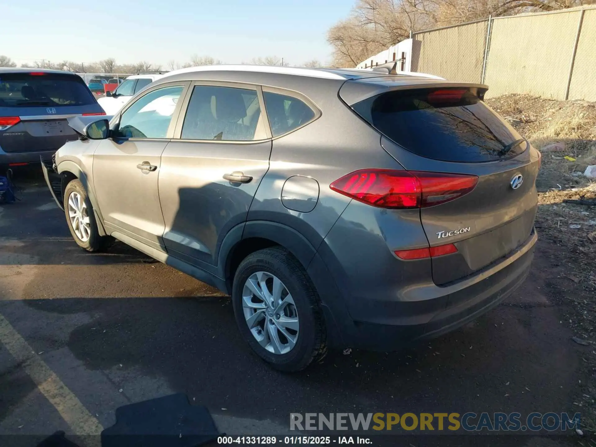 3 fotografías del automóvil dañado KM8J33A46LU160018 HYUNDAI TUCSON 2020