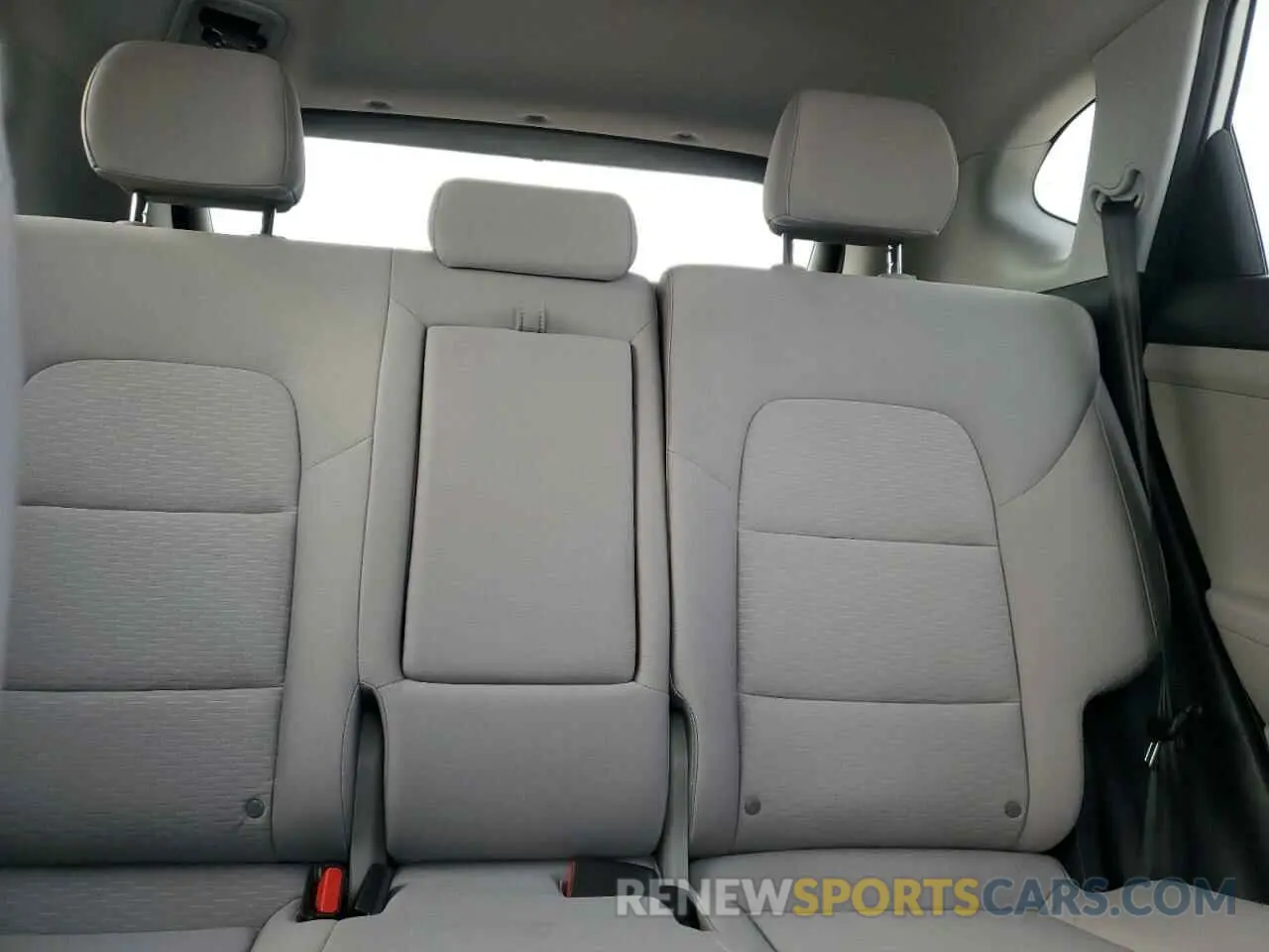 10 fotografías del automóvil dañado KM8J33A47LU272312 HYUNDAI TUCSON 2020
