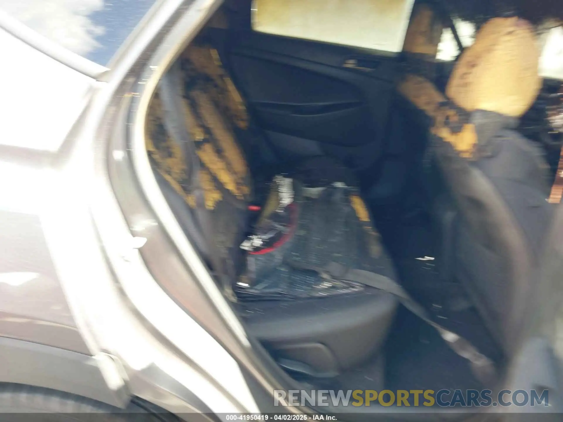 8 fotografías del automóvil dañado KM8J33A4XLU161379 HYUNDAI TUCSON 2020