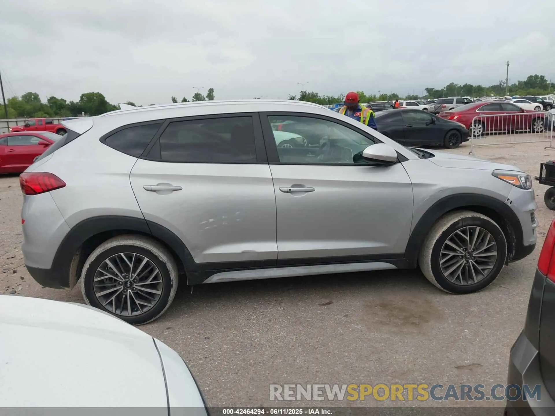 13 fotografías del automóvil dañado KM8J33AL2LU157527 HYUNDAI TUCSON 2020