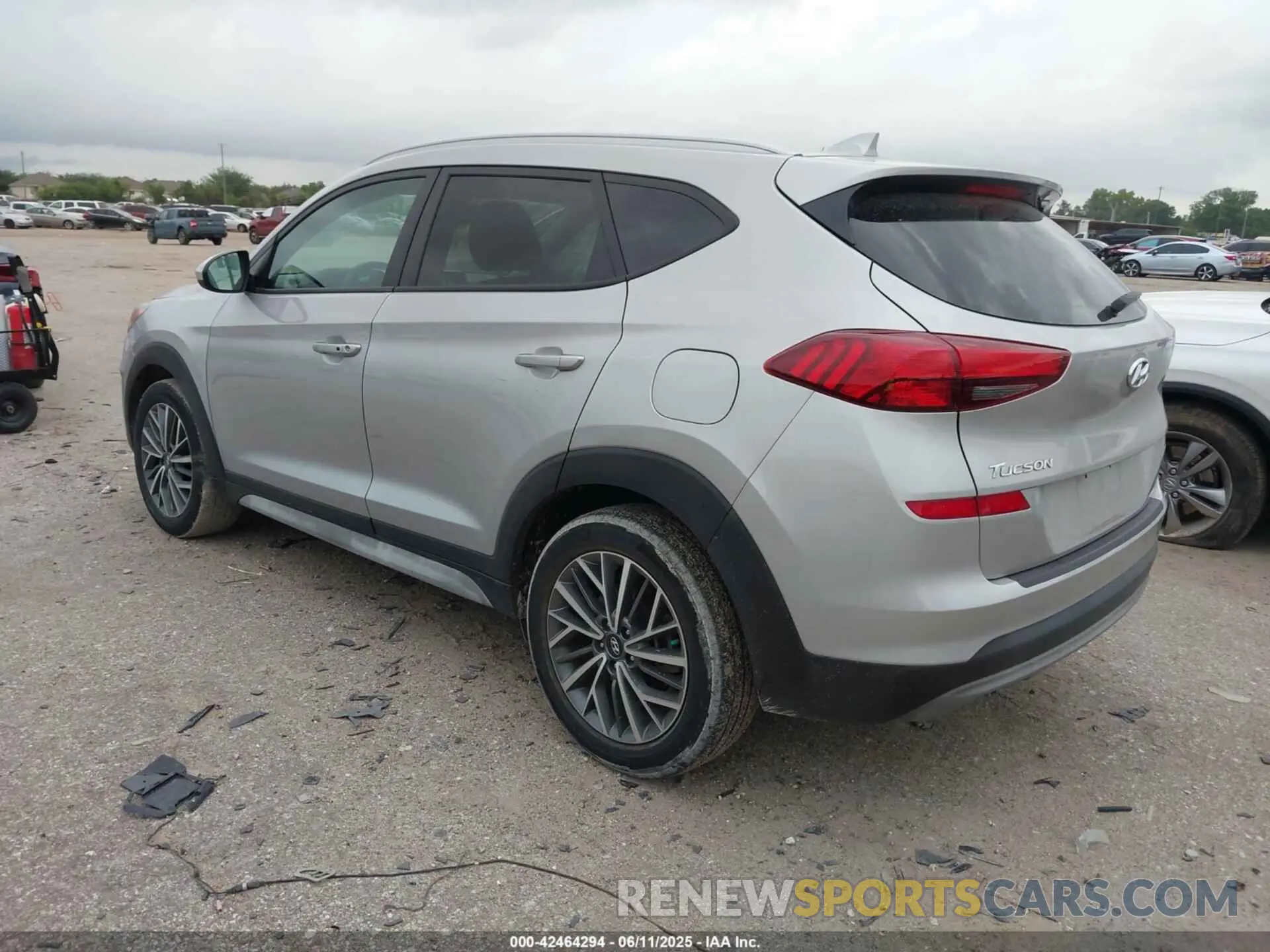 3 fotografías del automóvil dañado KM8J33AL2LU157527 HYUNDAI TUCSON 2020