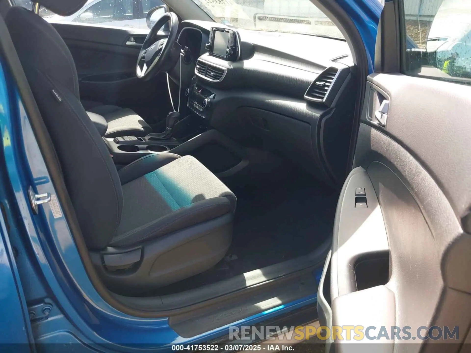 5 fotografías del automóvil dañado KM8J33AL9LU112312 HYUNDAI TUCSON 2020