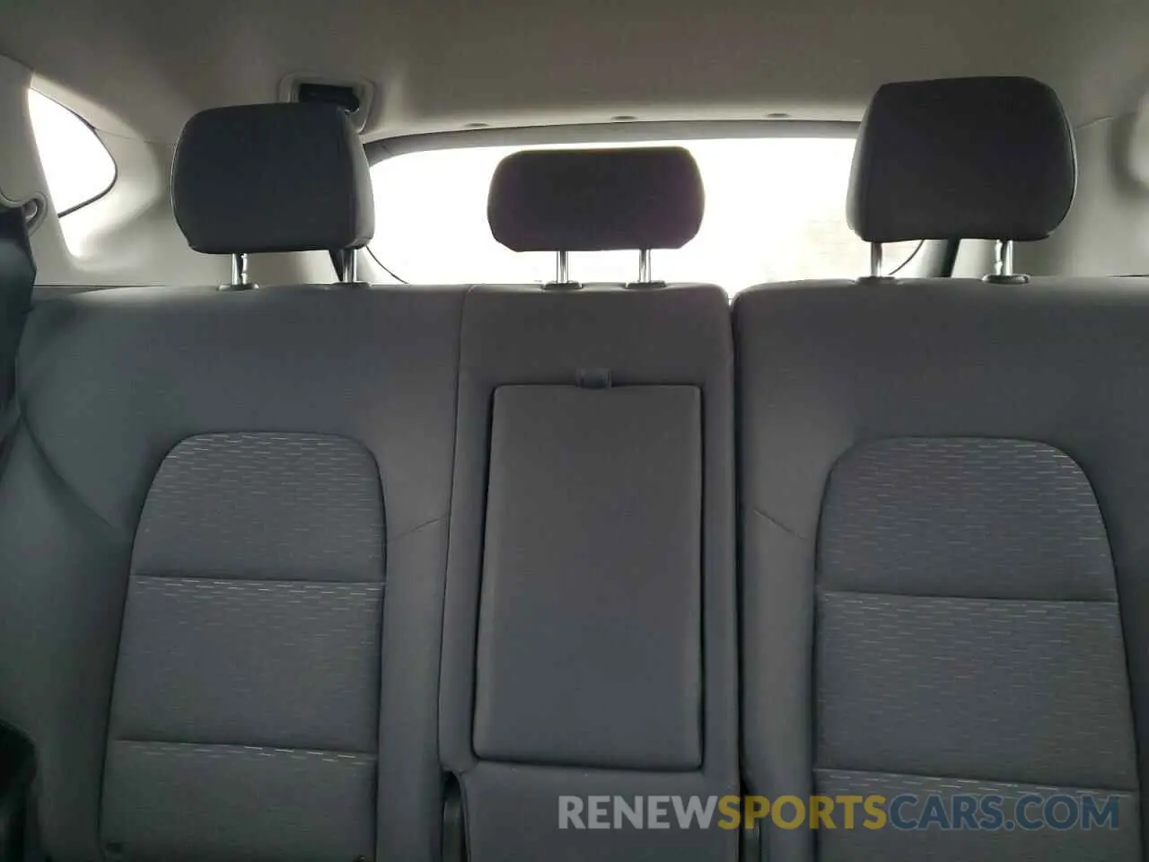 10 fotografías del automóvil dañado KM8J3CA42LU188477 HYUNDAI TUCSON 2020