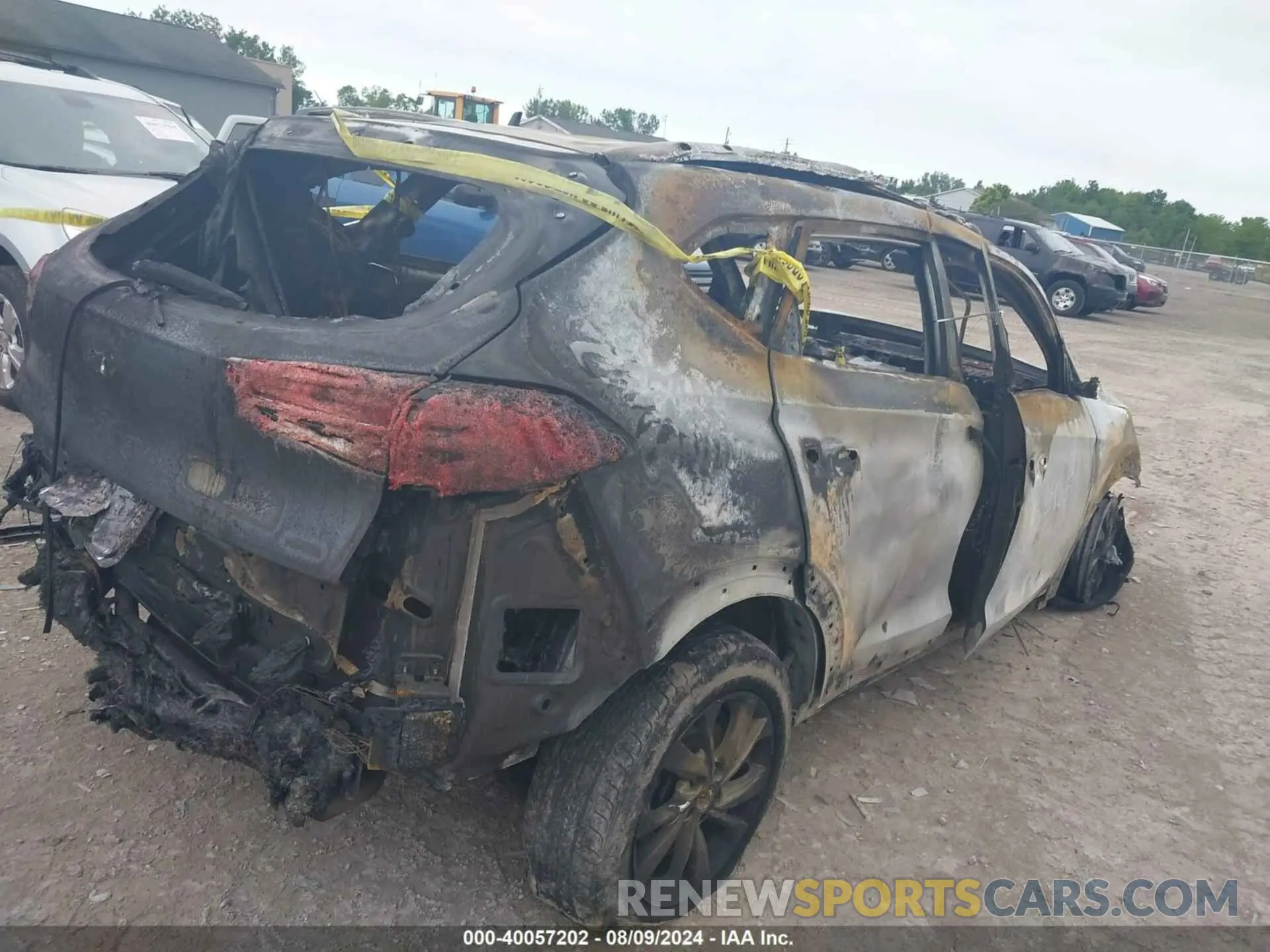 4 fotografías del automóvil dañado KM8J3CA46LU165834 HYUNDAI TUCSON 2020