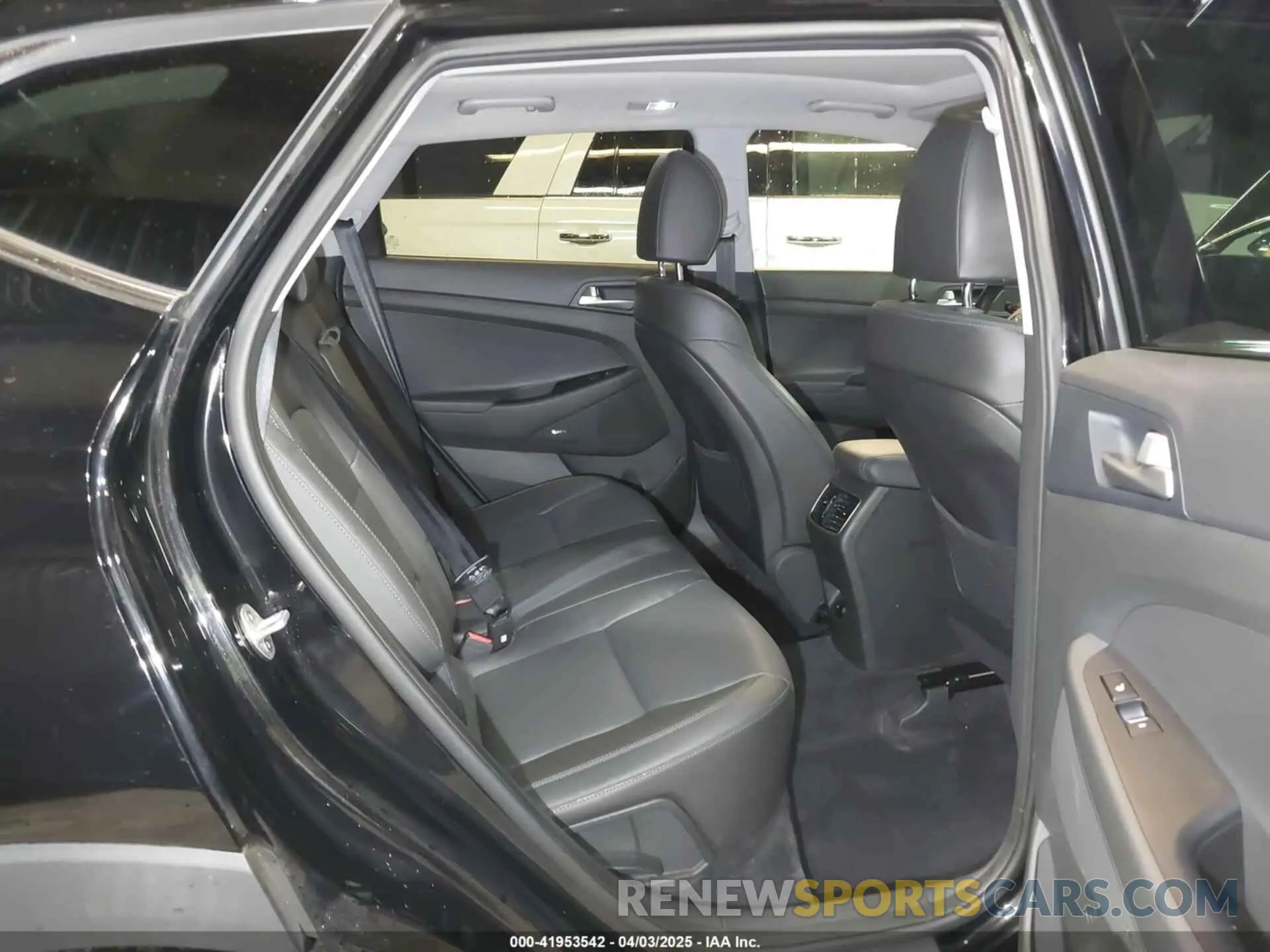 8 fotografías del automóvil dañado KM8J3CAL2LU179897 HYUNDAI TUCSON 2020
