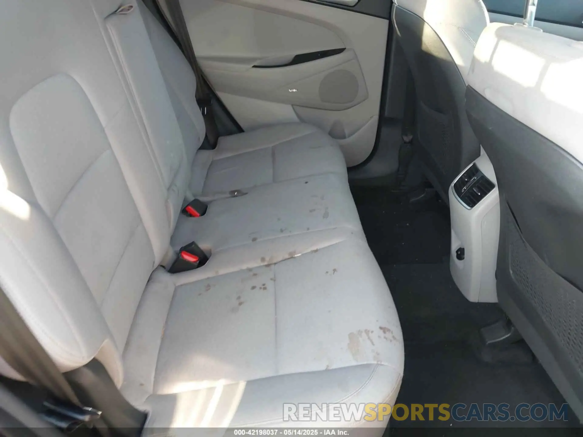 8 fotografías del automóvil dañado KM8J3CAL6LU197657 HYUNDAI TUCSON 2020