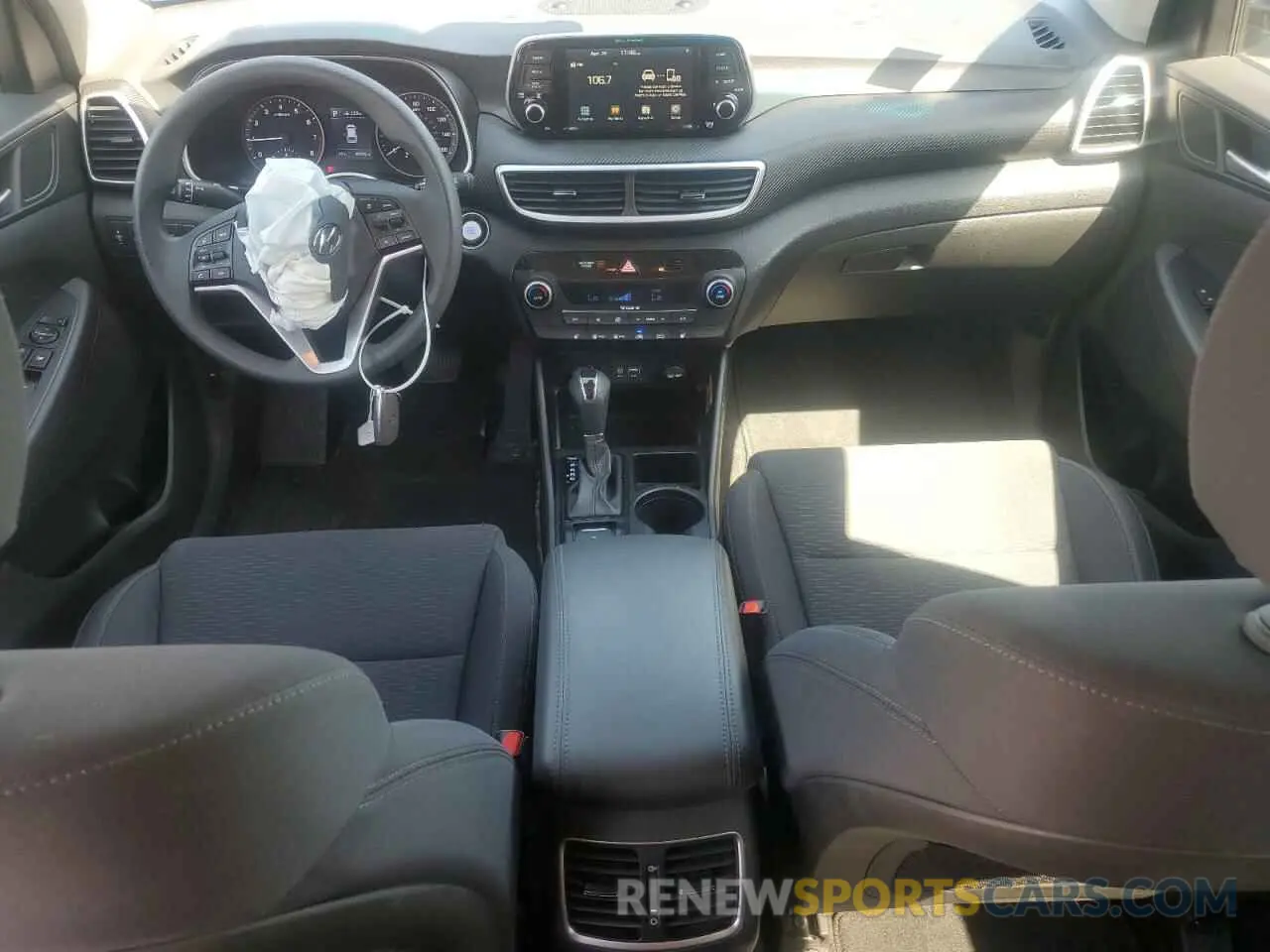 8 fotografías del automóvil dañado KM8J3CAL7LU110607 HYUNDAI TUCSON 2020