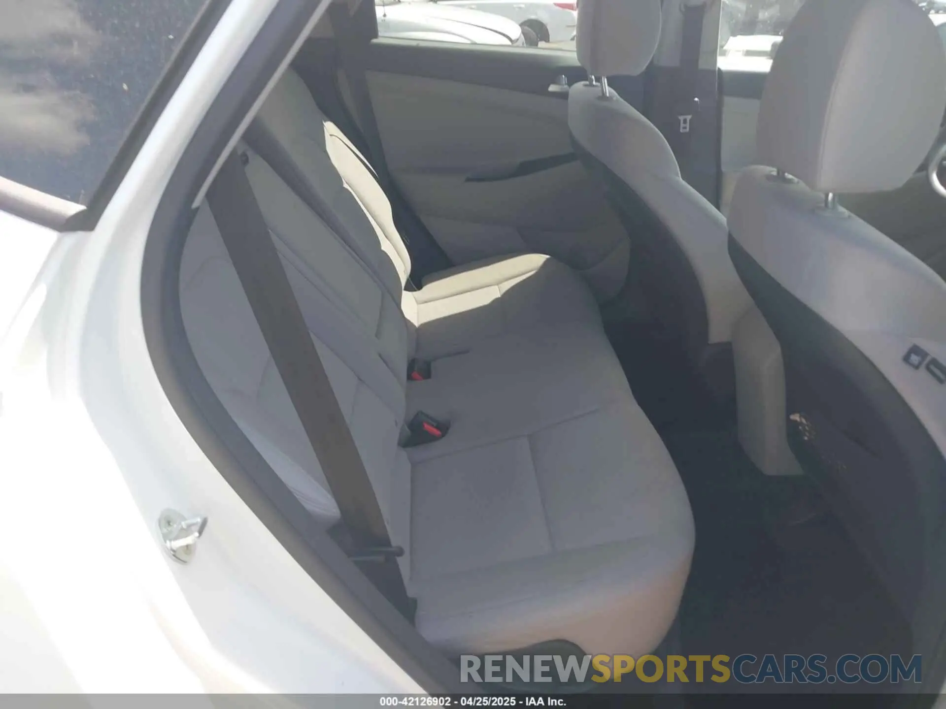 8 fotografías del automóvil dañado KM8J23A45MU364281 HYUNDAI TUCSON 2021