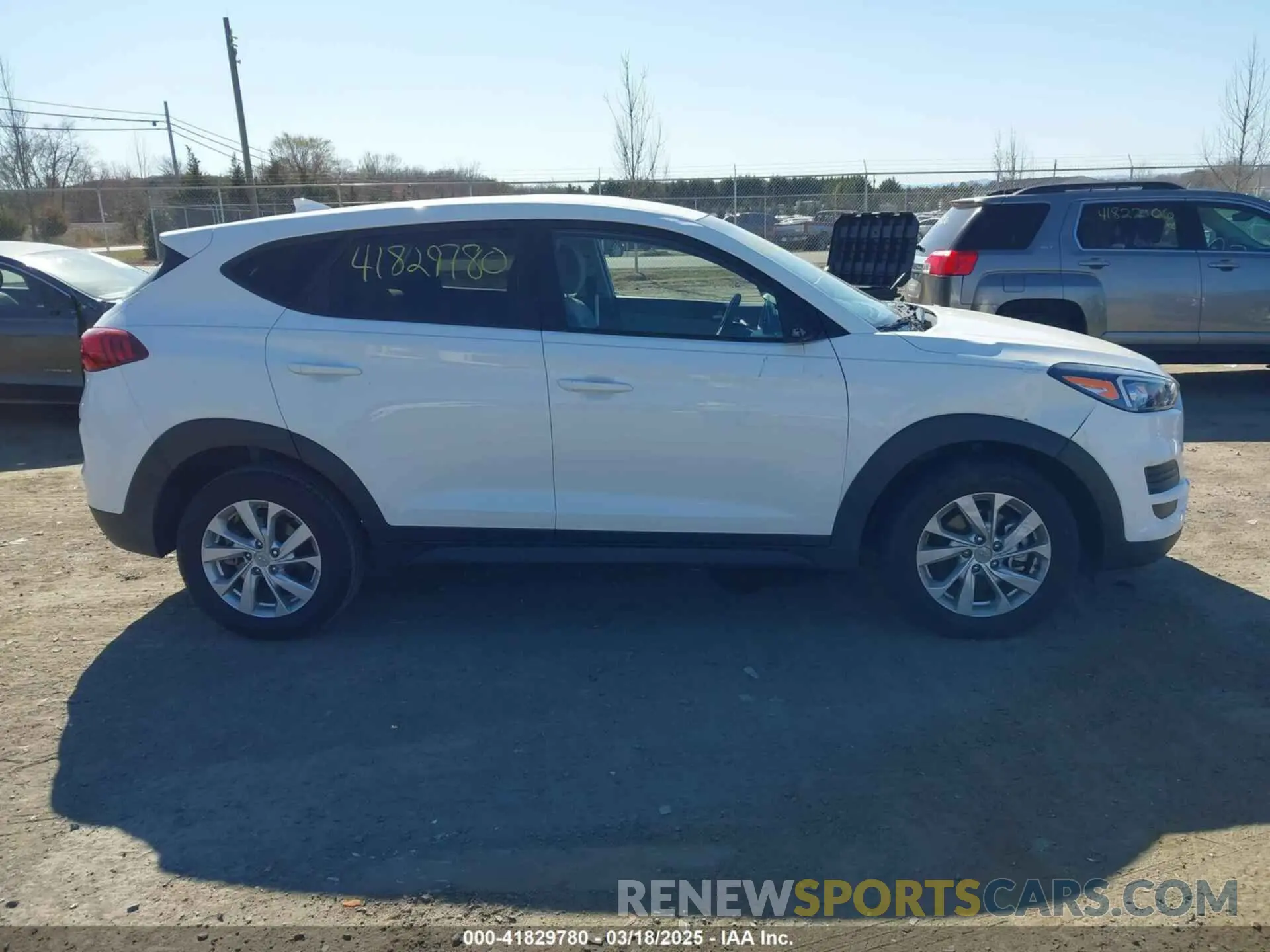 14 fotografías del automóvil dañado KM8J23A47MU327961 HYUNDAI TUCSON 2021