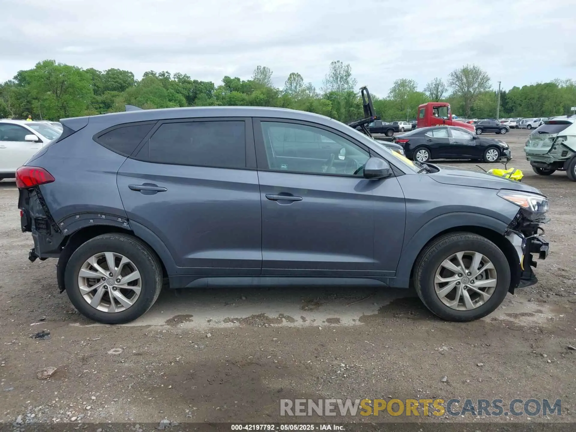 14 fotografías del automóvil dañado KM8J2CA40MU369680 HYUNDAI TUCSON 2021