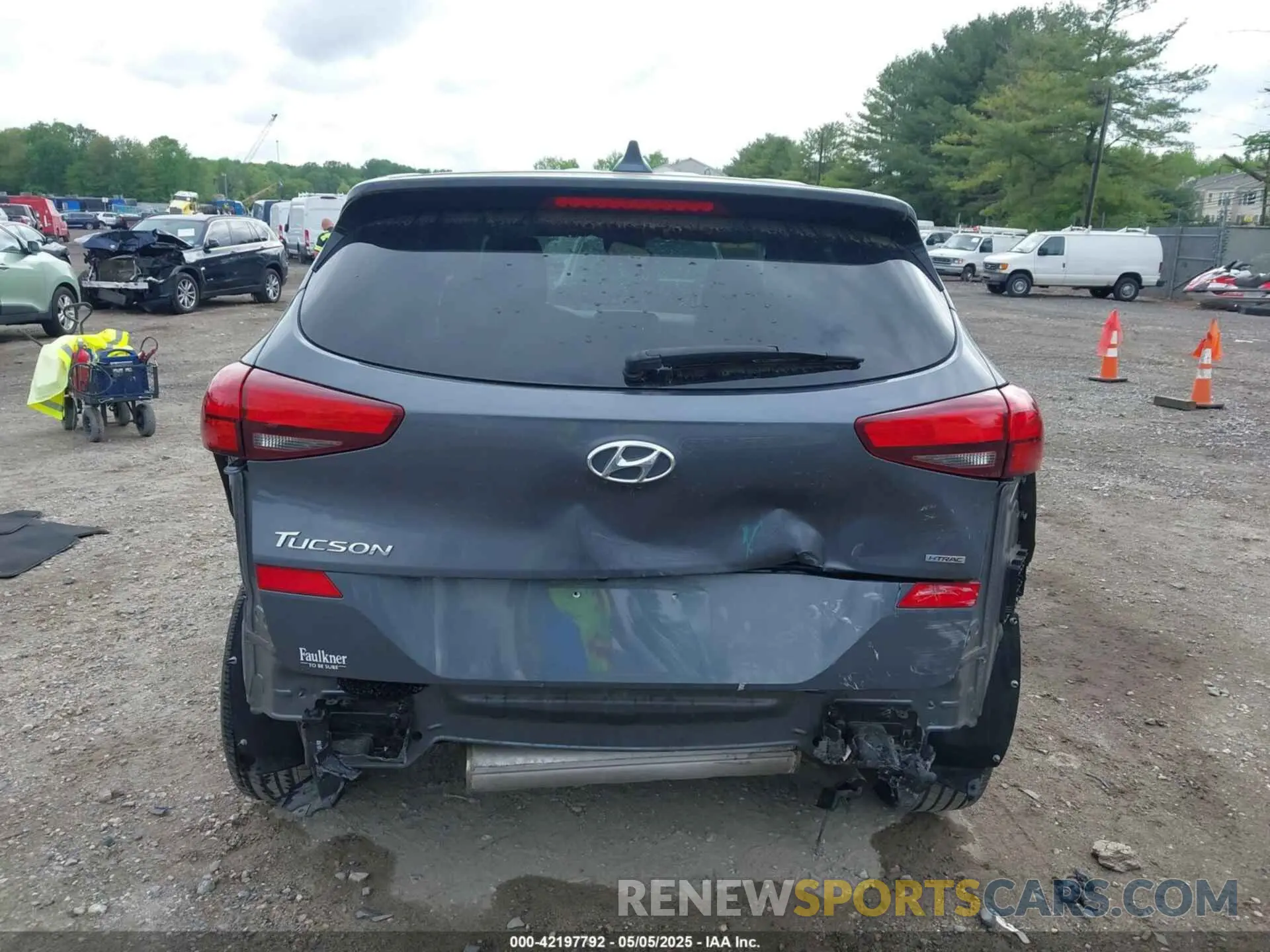 17 fotografías del automóvil dañado KM8J2CA40MU369680 HYUNDAI TUCSON 2021