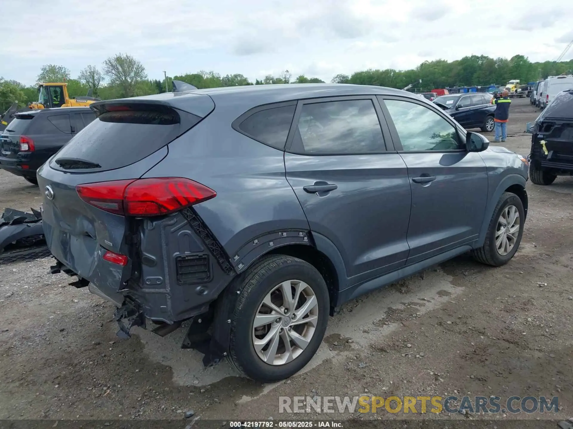 4 fotografías del automóvil dañado KM8J2CA40MU369680 HYUNDAI TUCSON 2021