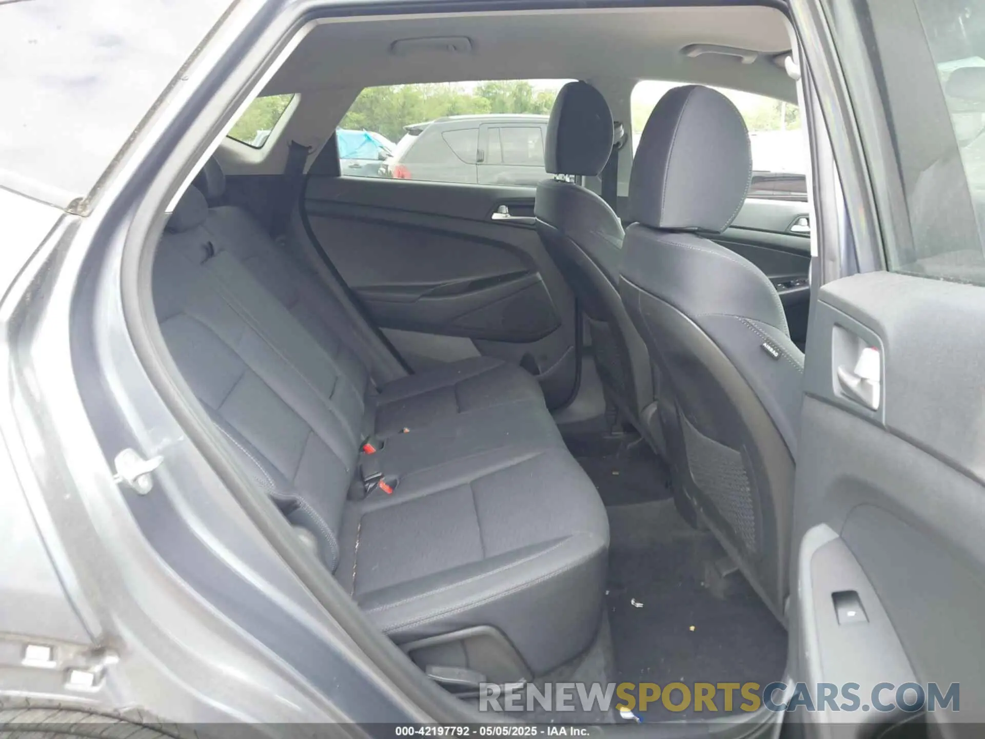 8 fotografías del automóvil dañado KM8J2CA40MU369680 HYUNDAI TUCSON 2021
