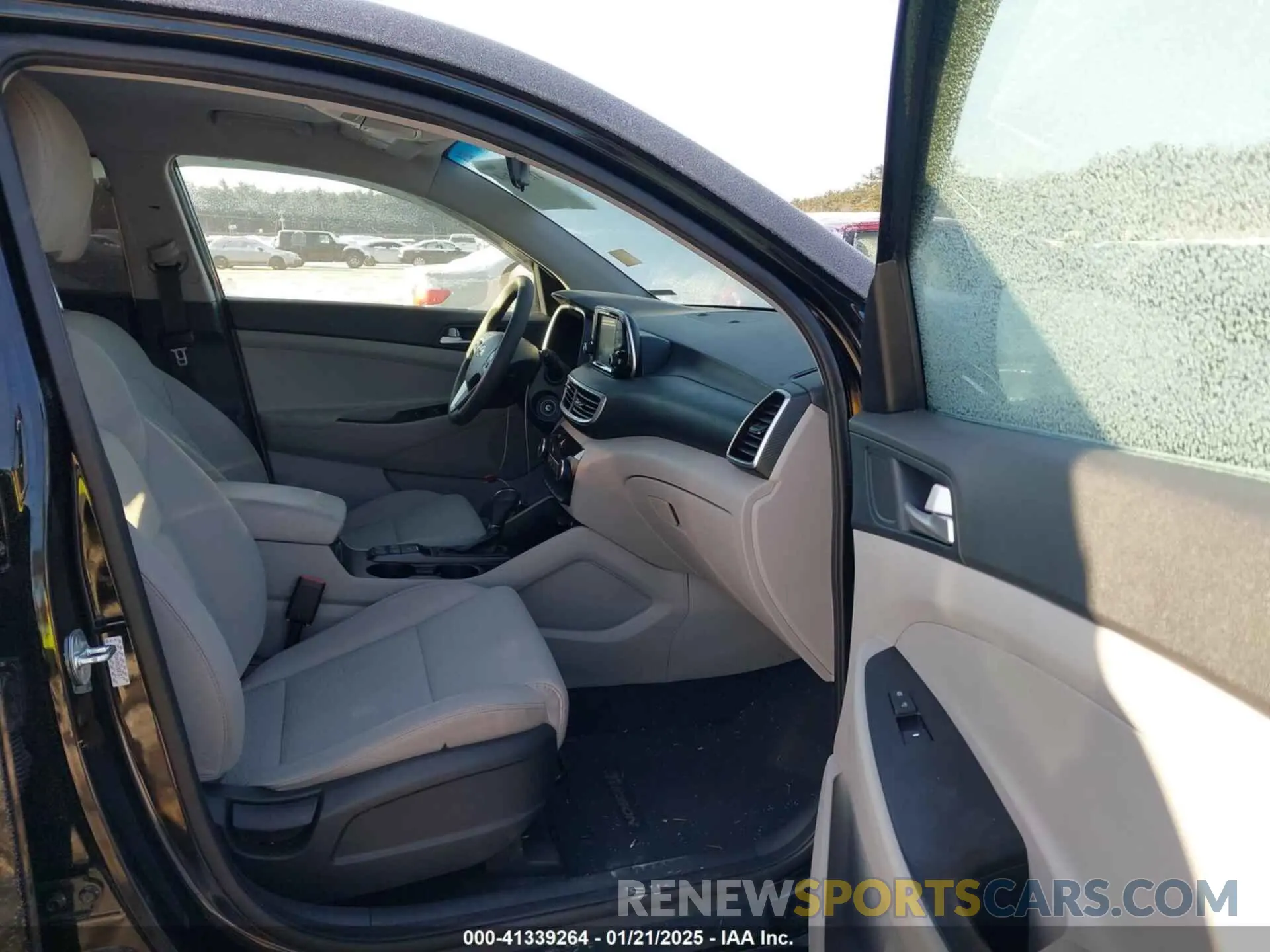 5 fotografías del automóvil dañado KM8J2CA42MU368157 HYUNDAI TUCSON 2021