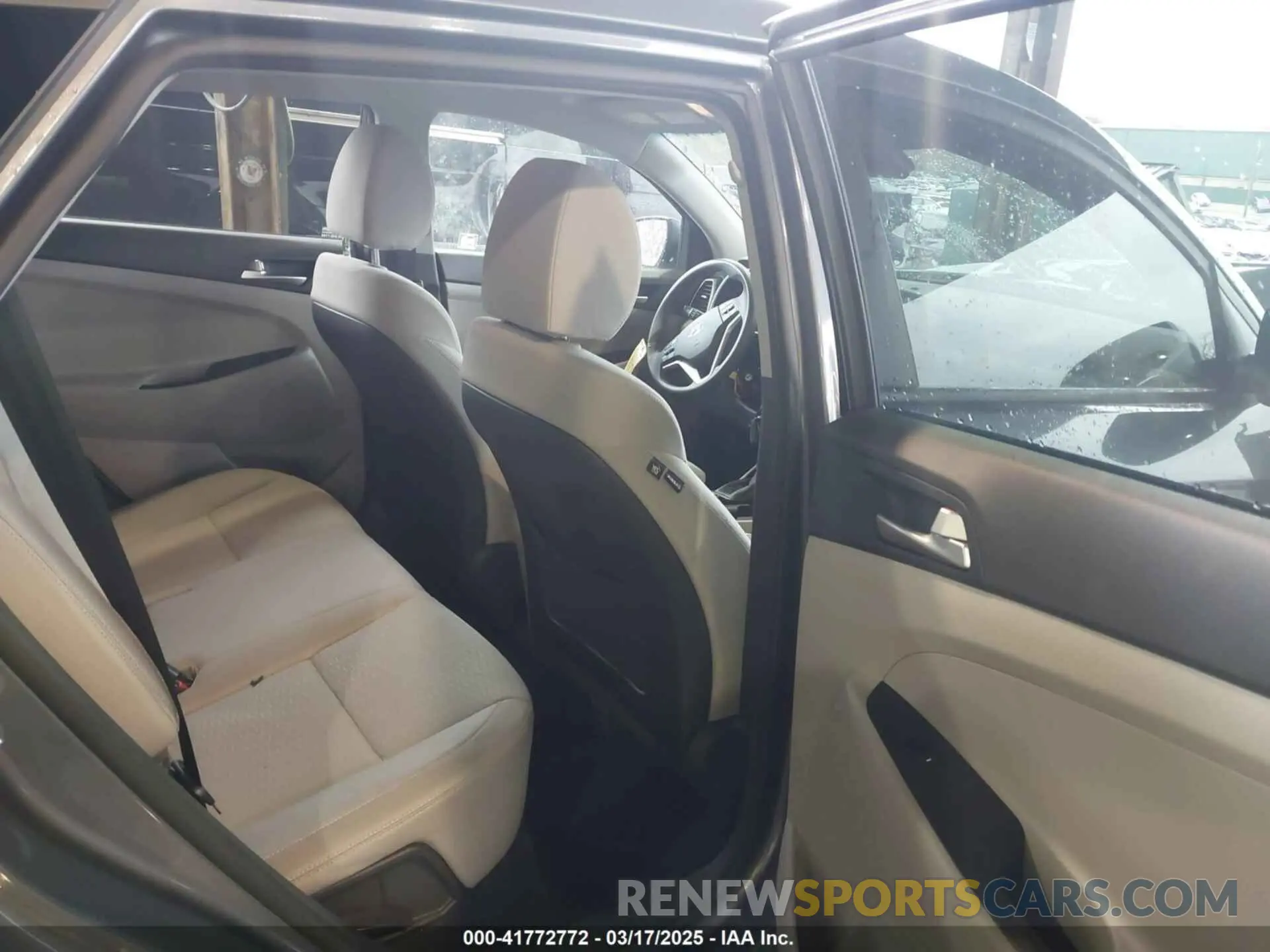 8 fotografías del automóvil dañado KM8J2CA42MU387677 HYUNDAI TUCSON 2021