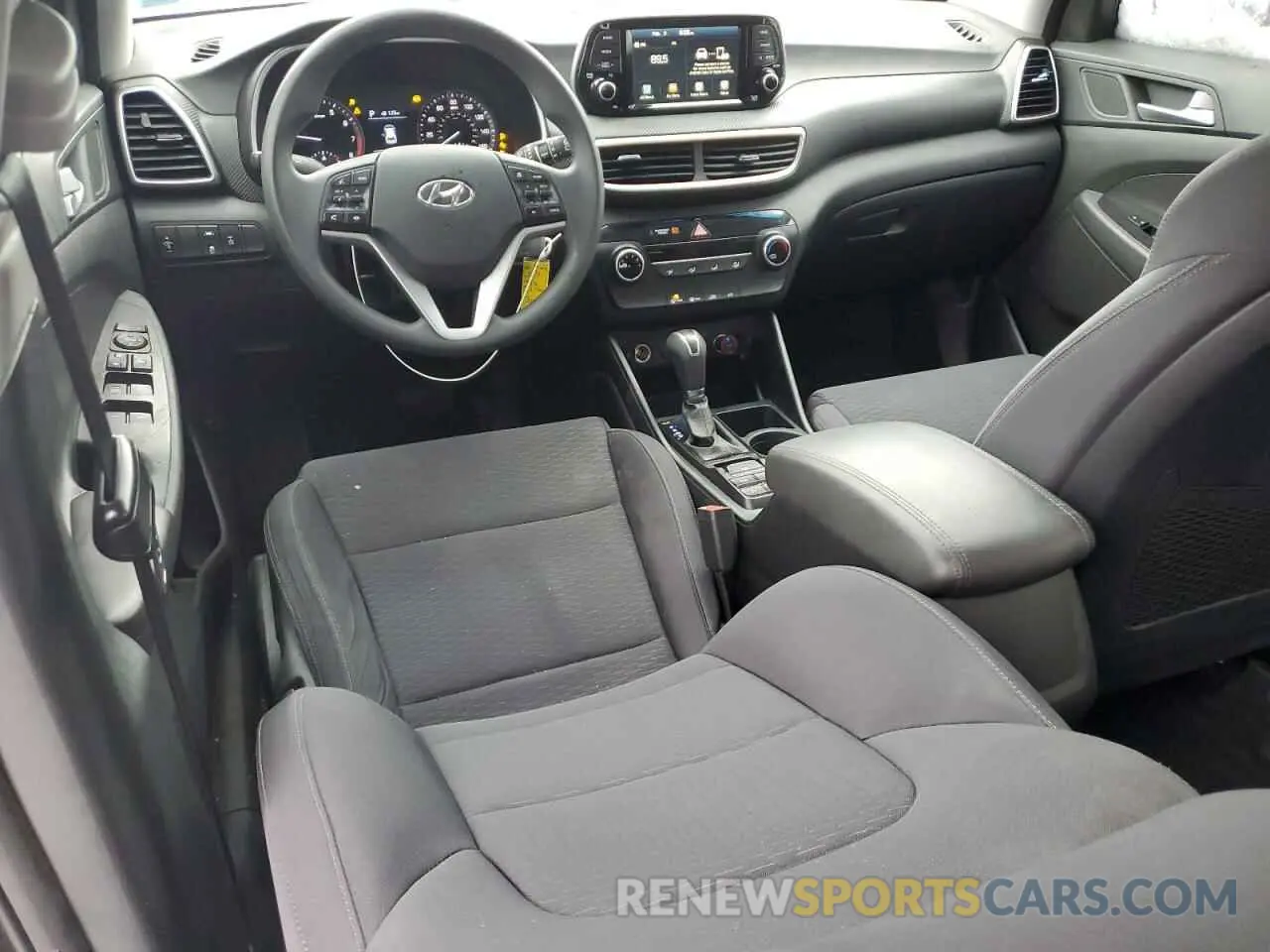 8 fotografías del automóvil dañado KM8J2CA43MU343512 HYUNDAI TUCSON 2021