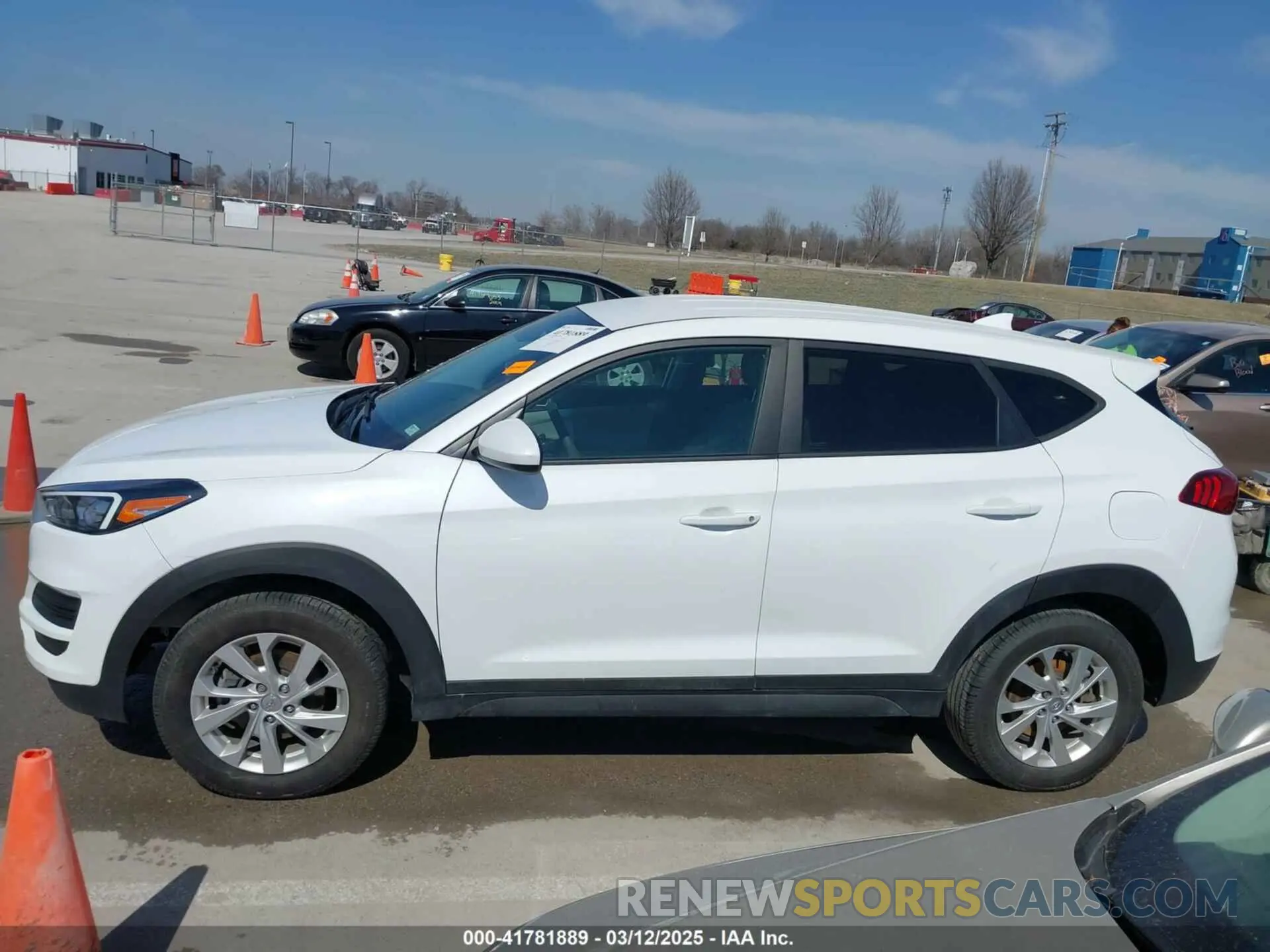 14 fotografías del automóvil dañado KM8J2CA44MU290013 HYUNDAI TUCSON 2021