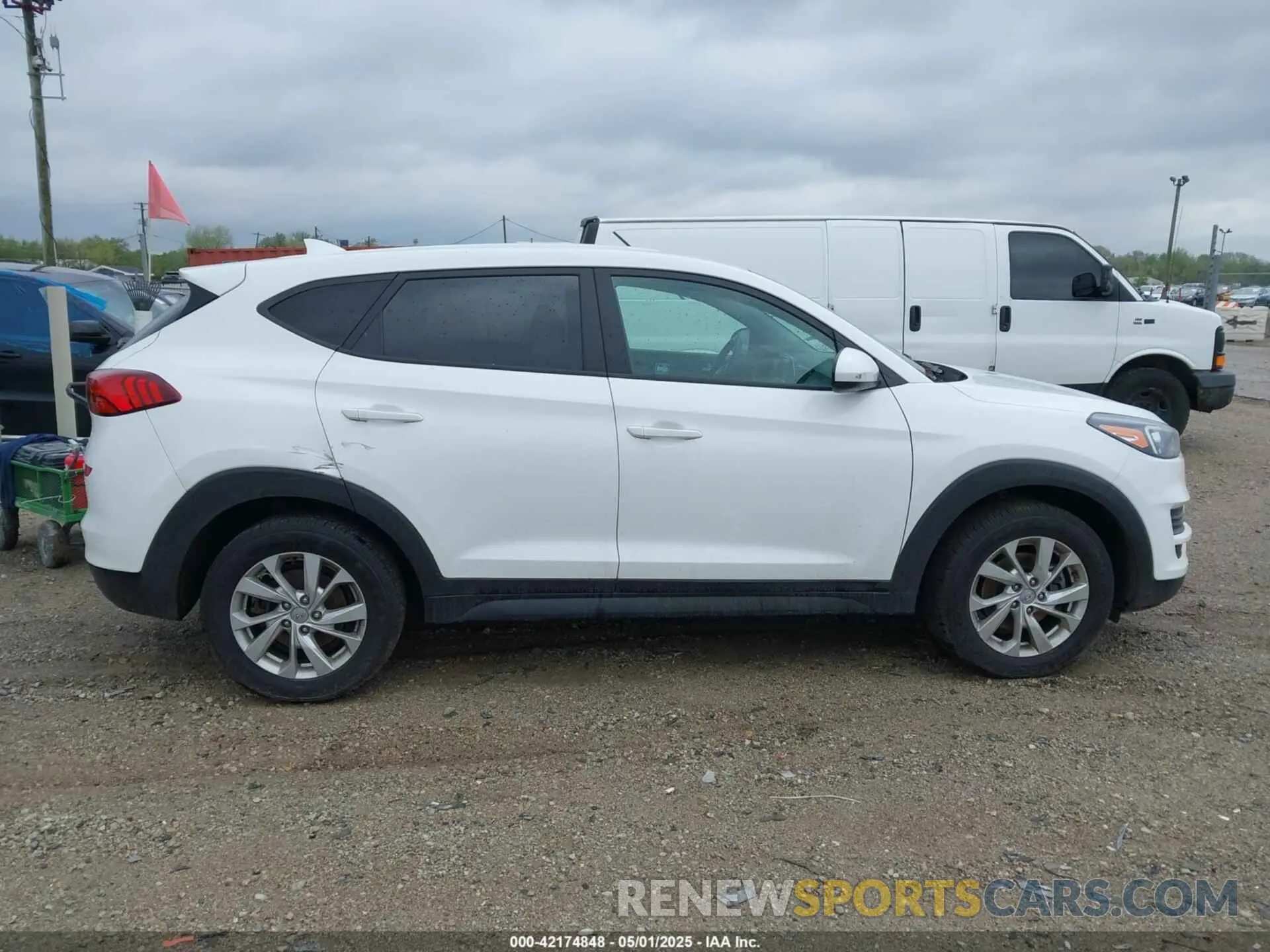 13 fotografías del automóvil dañado KM8J2CA45MU302959 HYUNDAI TUCSON 2021