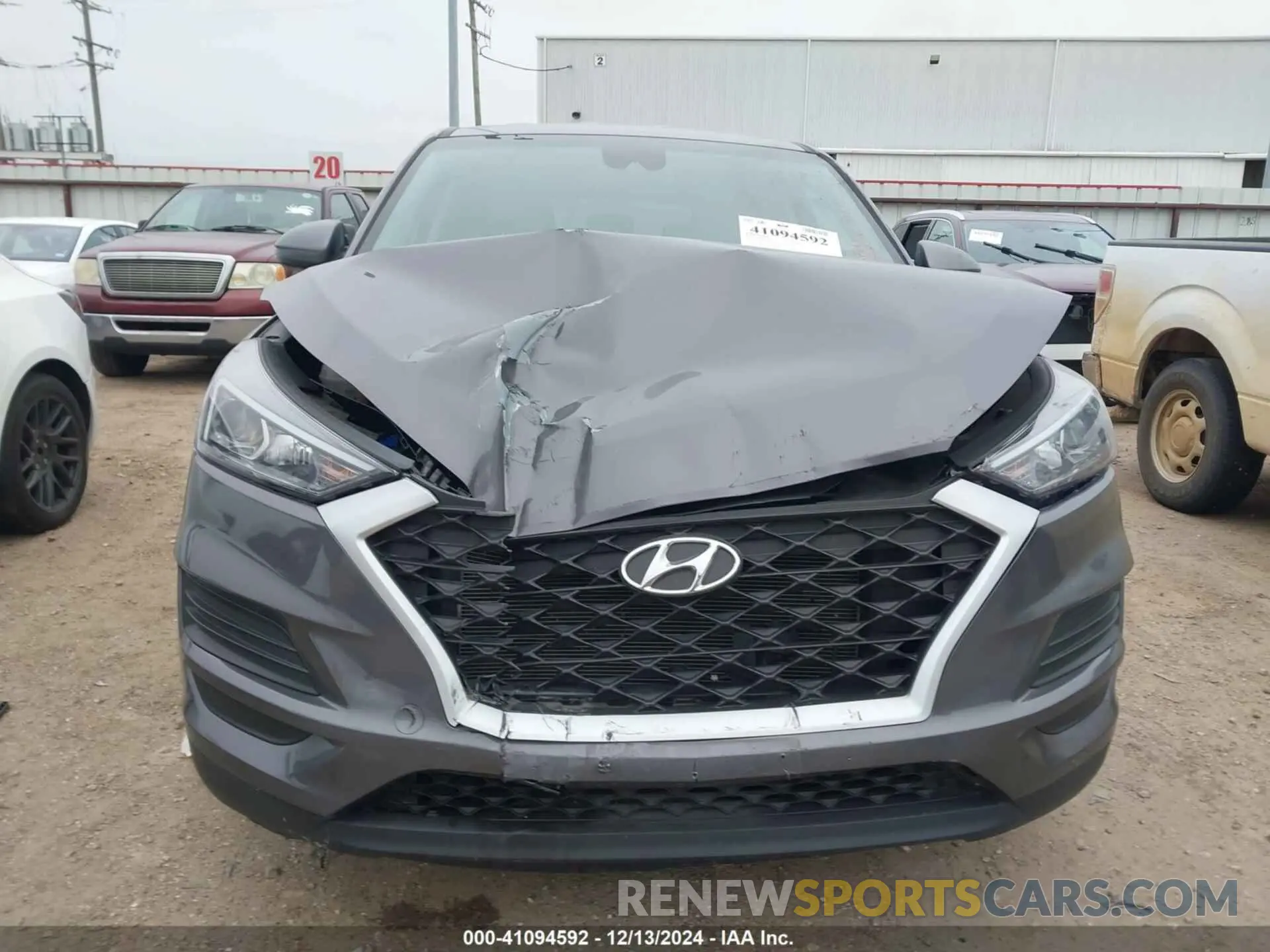 12 fotografías del automóvil dañado KM8J2CA47MU391000 HYUNDAI TUCSON 2021