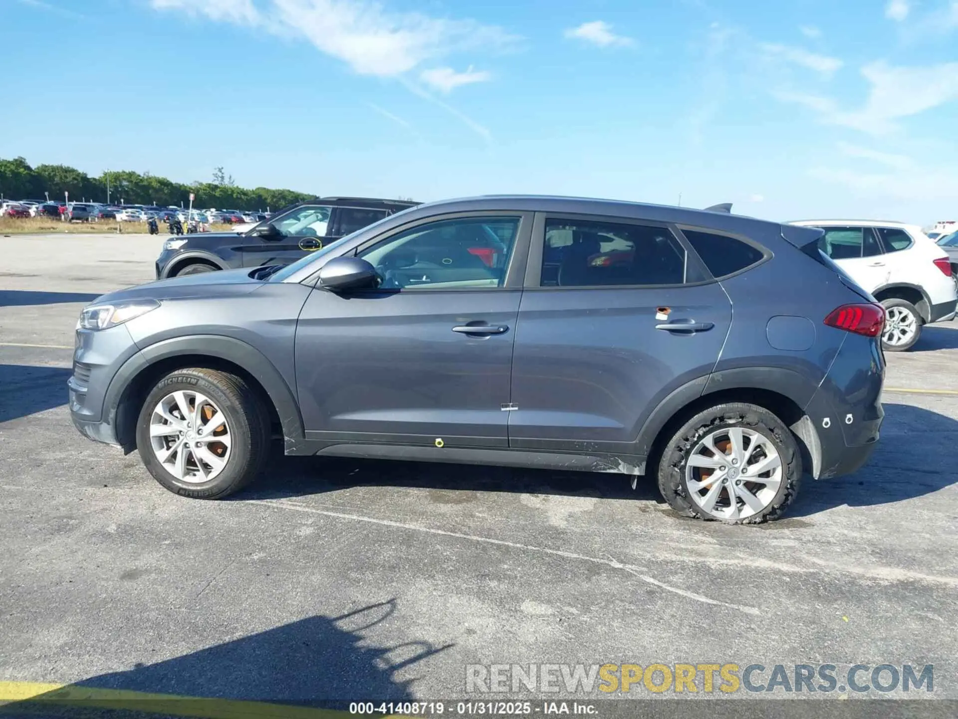 13 fotografías del automóvil dañado KM8J2CA49MU387658 HYUNDAI TUCSON 2021