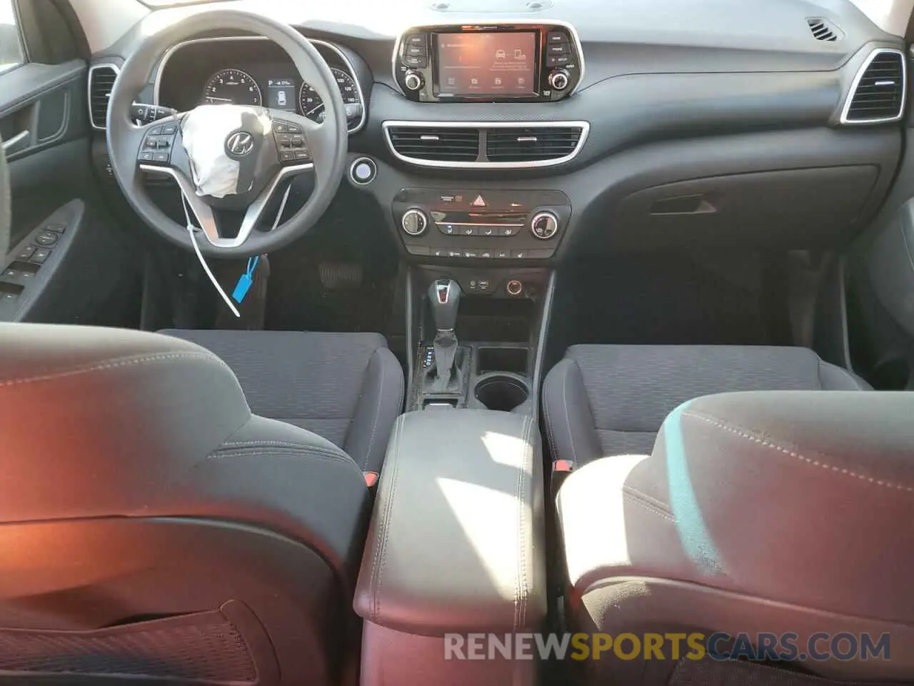 8 fotografías del automóvil dañado KM8J33A46MU395259 HYUNDAI TUCSON 2021