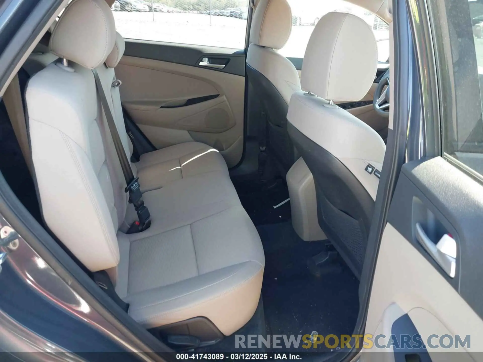 8 fotografías del automóvil dañado KM8J33A4XMU362300 HYUNDAI TUCSON 2021
