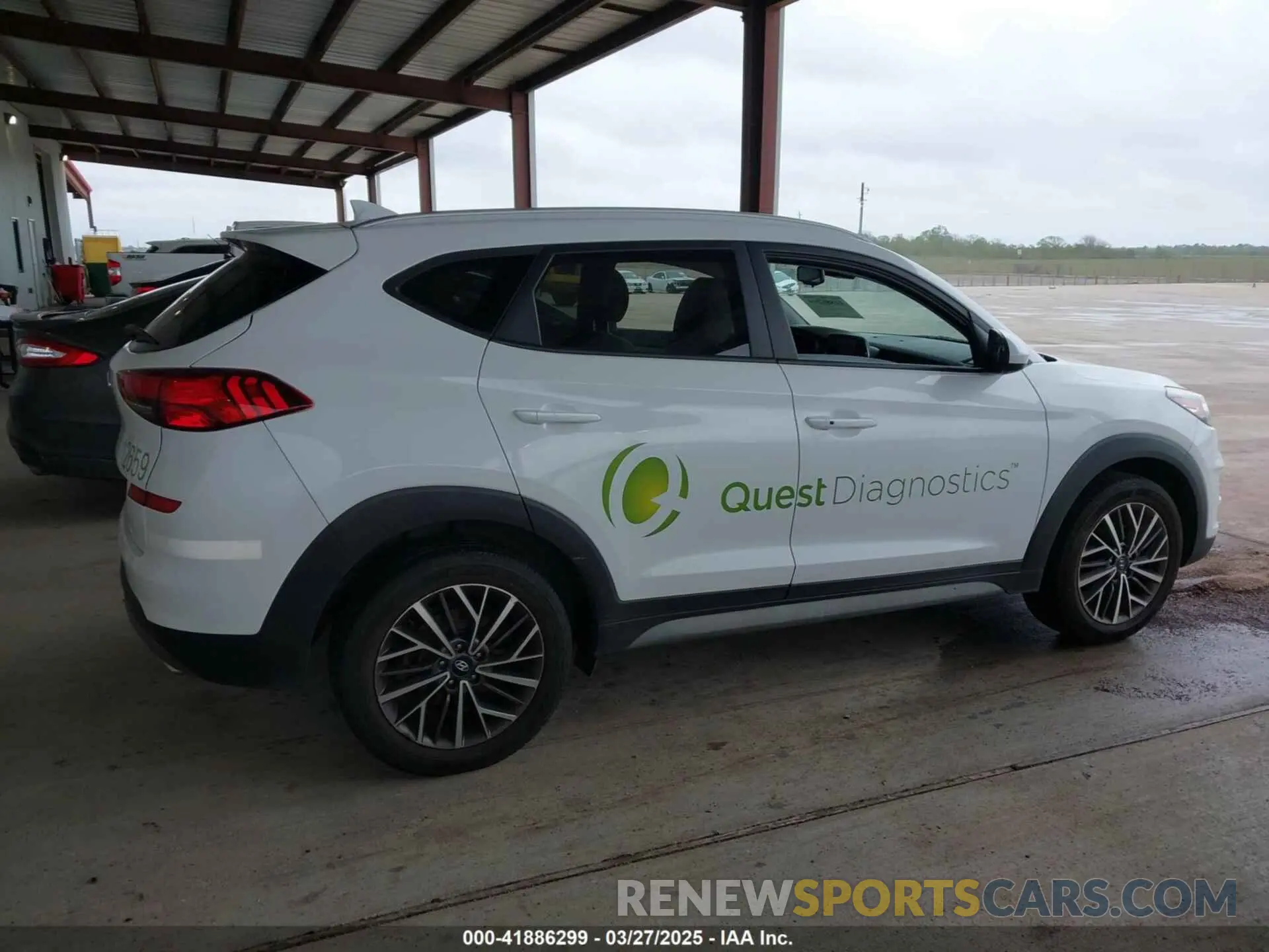 13 fotografías del automóvil dañado KM8J33AL1MU410497 HYUNDAI TUCSON 2021