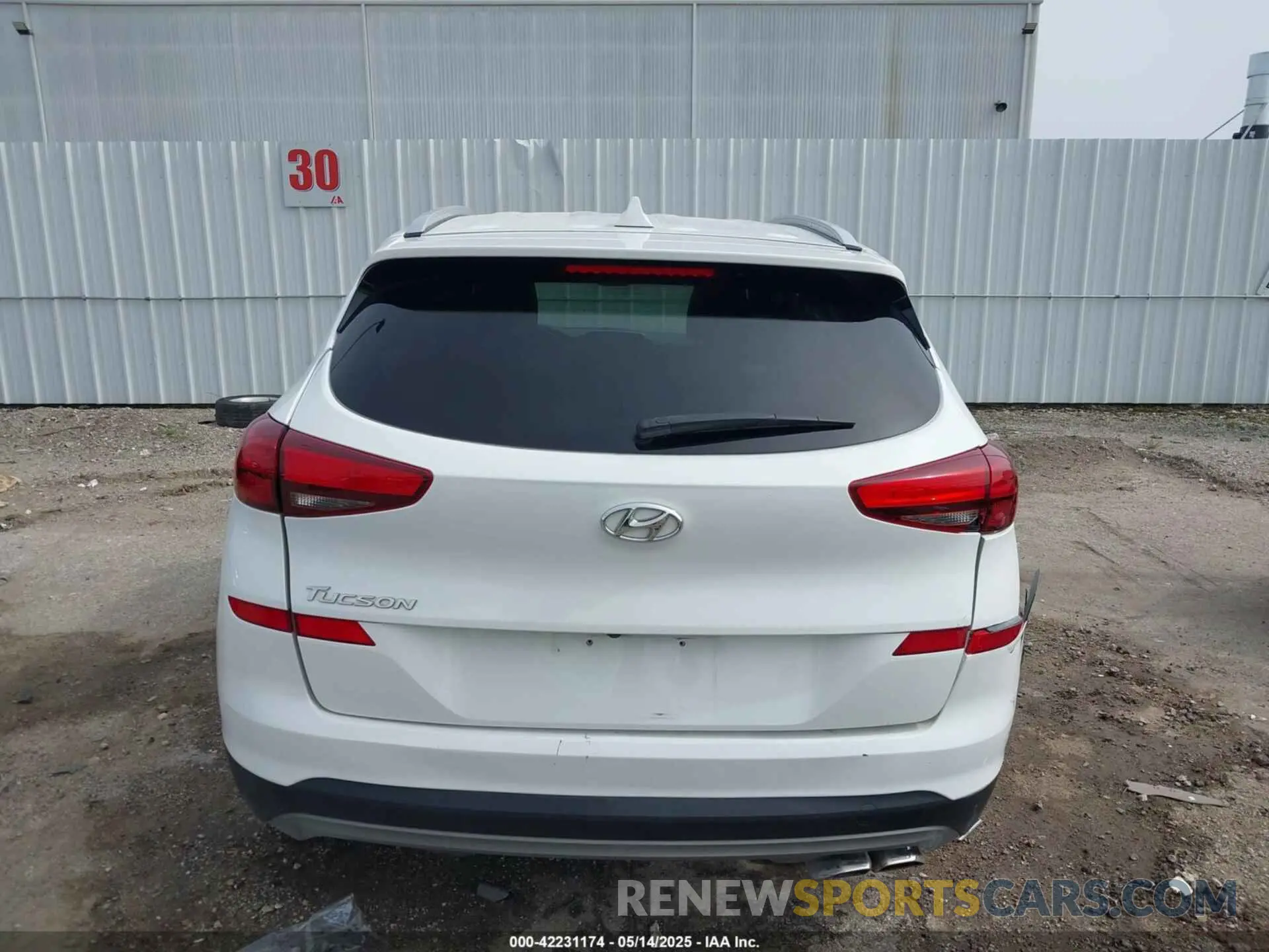 17 fotografías del automóvil dañado KM8J33AL9MU372713 HYUNDAI TUCSON 2021