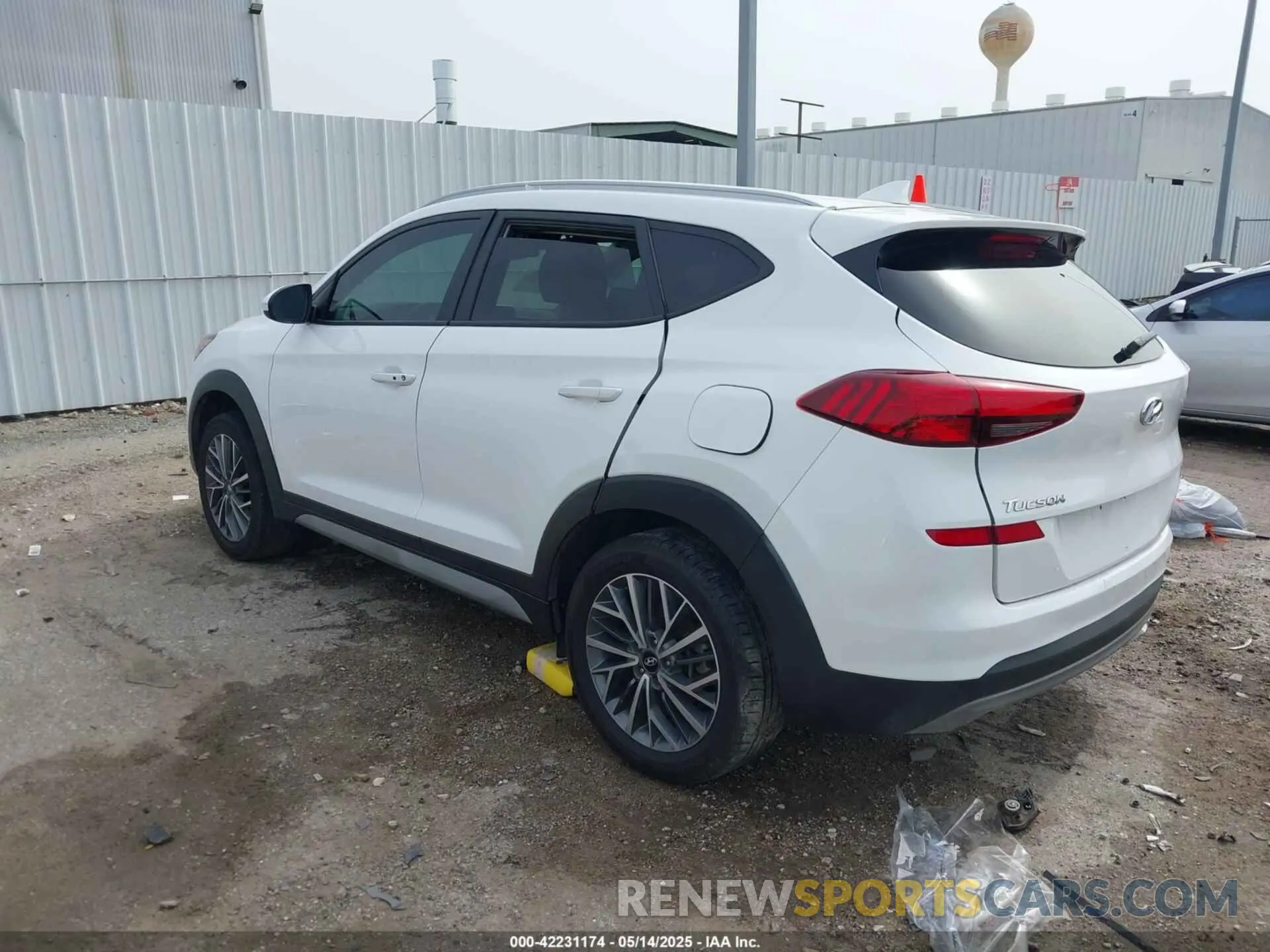 3 fotografías del automóvil dañado KM8J33AL9MU372713 HYUNDAI TUCSON 2021