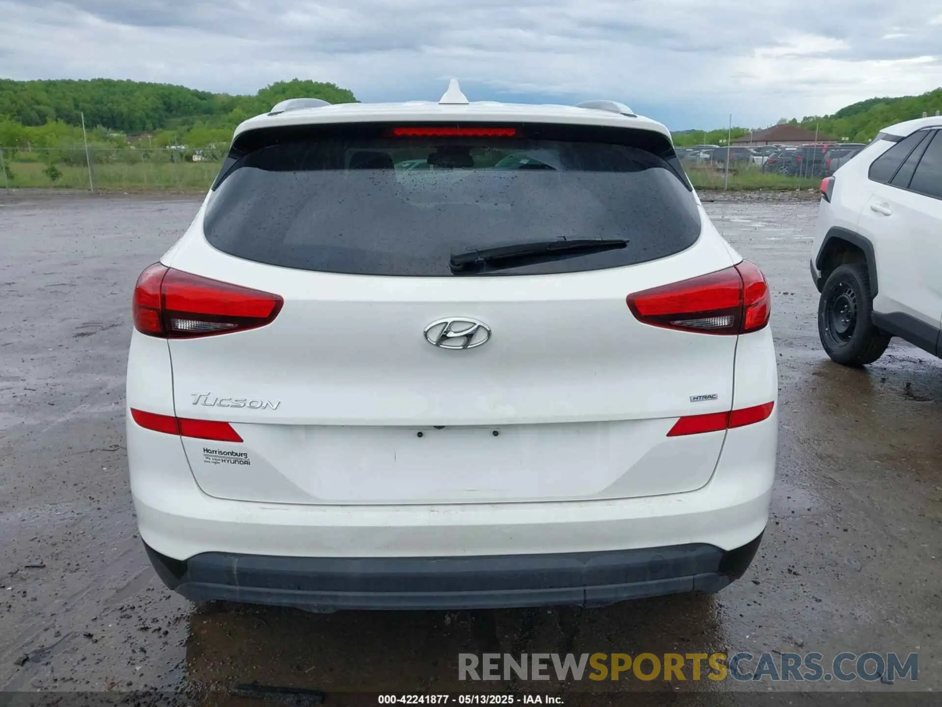 17 fotografías del automóvil dañado KM8J3CA41MU327869 HYUNDAI TUCSON 2021