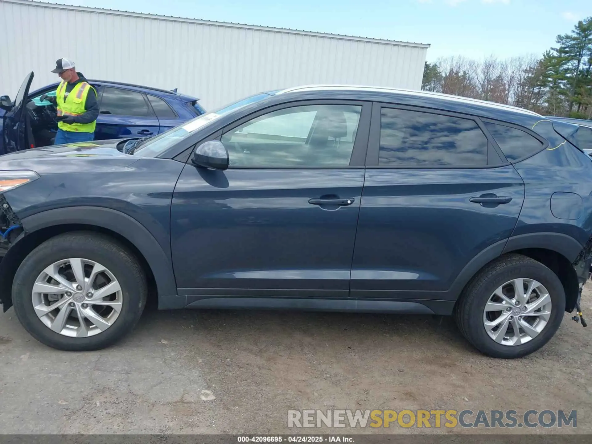 14 fotografías del automóvil dañado KM8J3CA41MU367997 HYUNDAI TUCSON 2021
