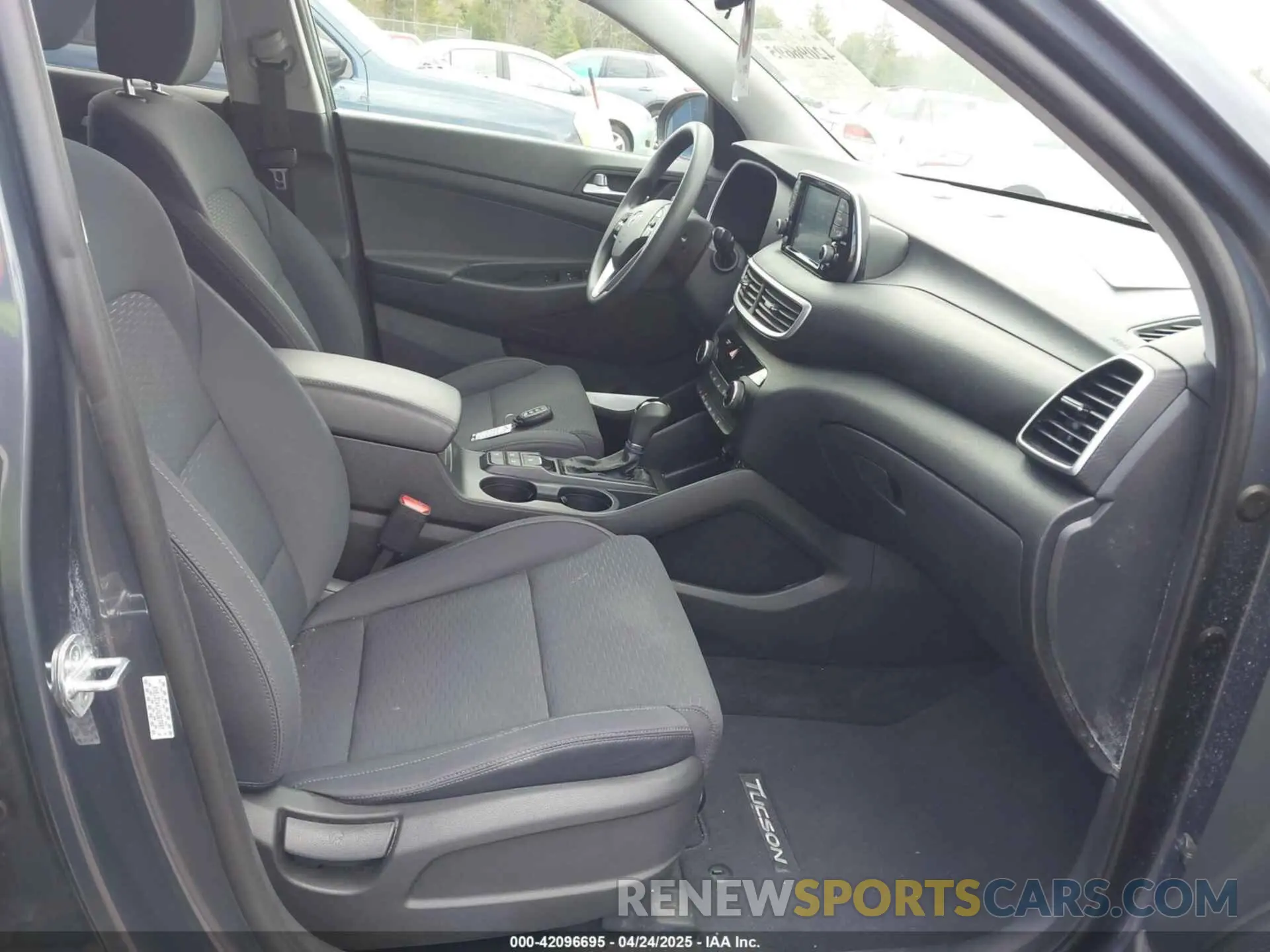 5 fotografías del automóvil dañado KM8J3CA41MU367997 HYUNDAI TUCSON 2021