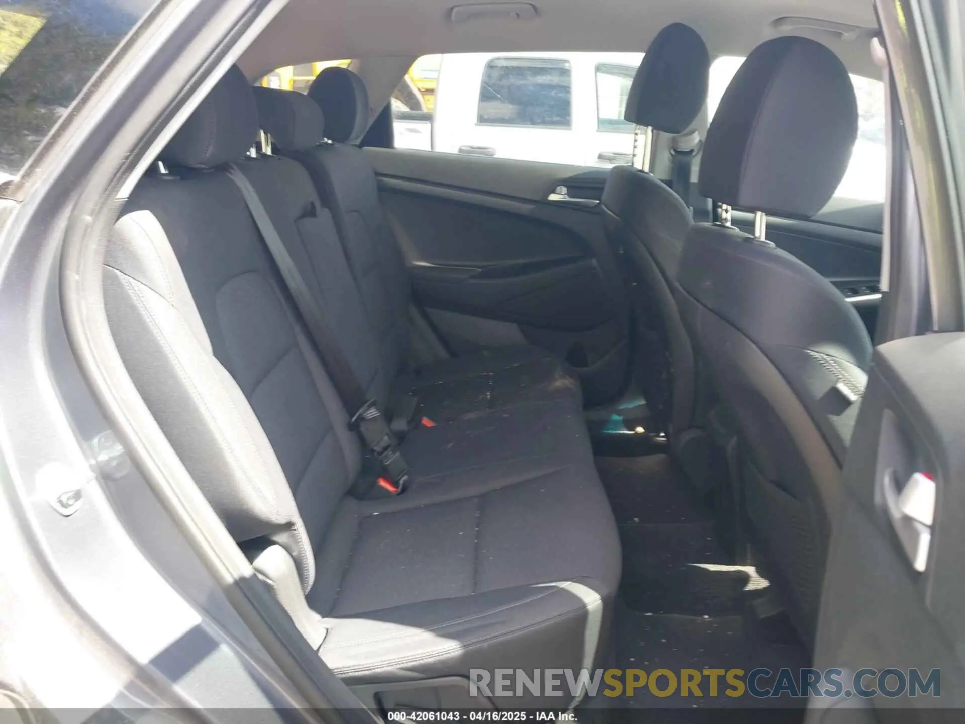 8 fotografías del automóvil dañado KM8J3CA48MU286818 HYUNDAI TUCSON 2021