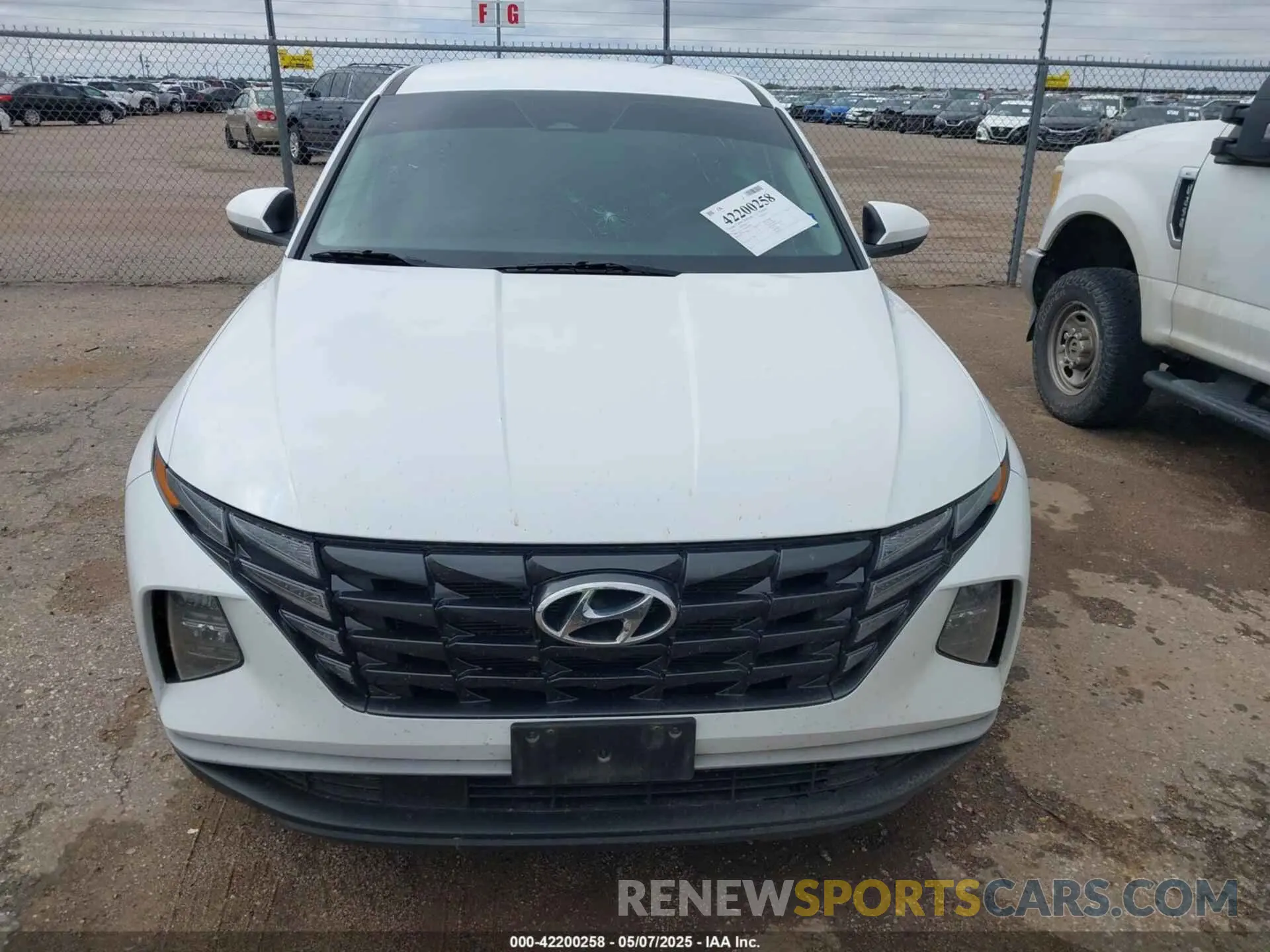 12 fotografías del automóvil dañado 5NMJA3AE9NH005766 HYUNDAI TUCSON 2022