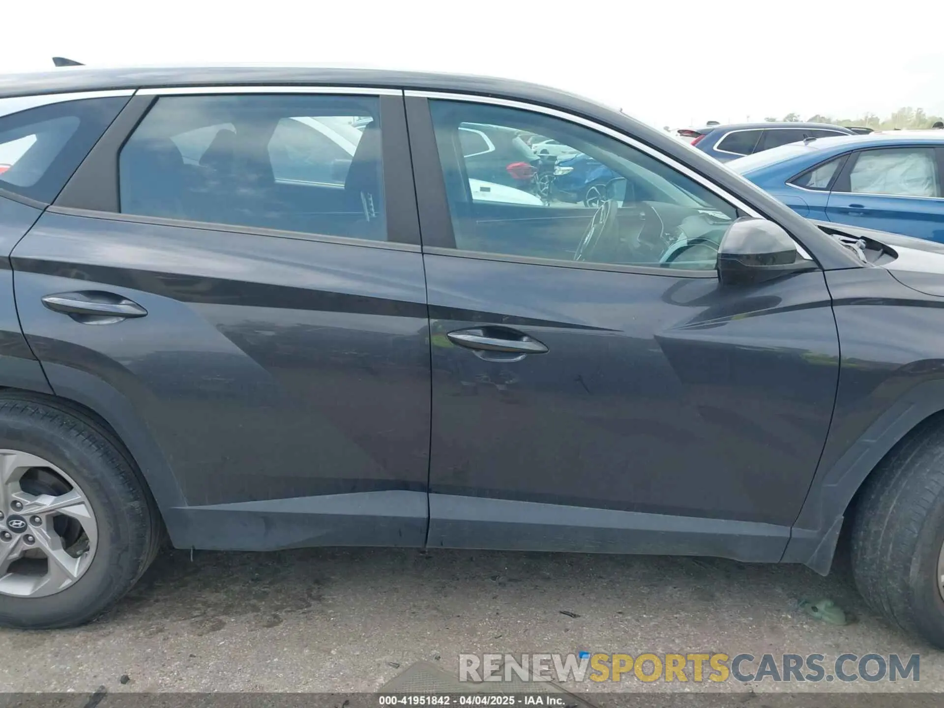 12 fotografías del automóvil dañado 5NMJA3AE9NH023183 HYUNDAI TUCSON 2022