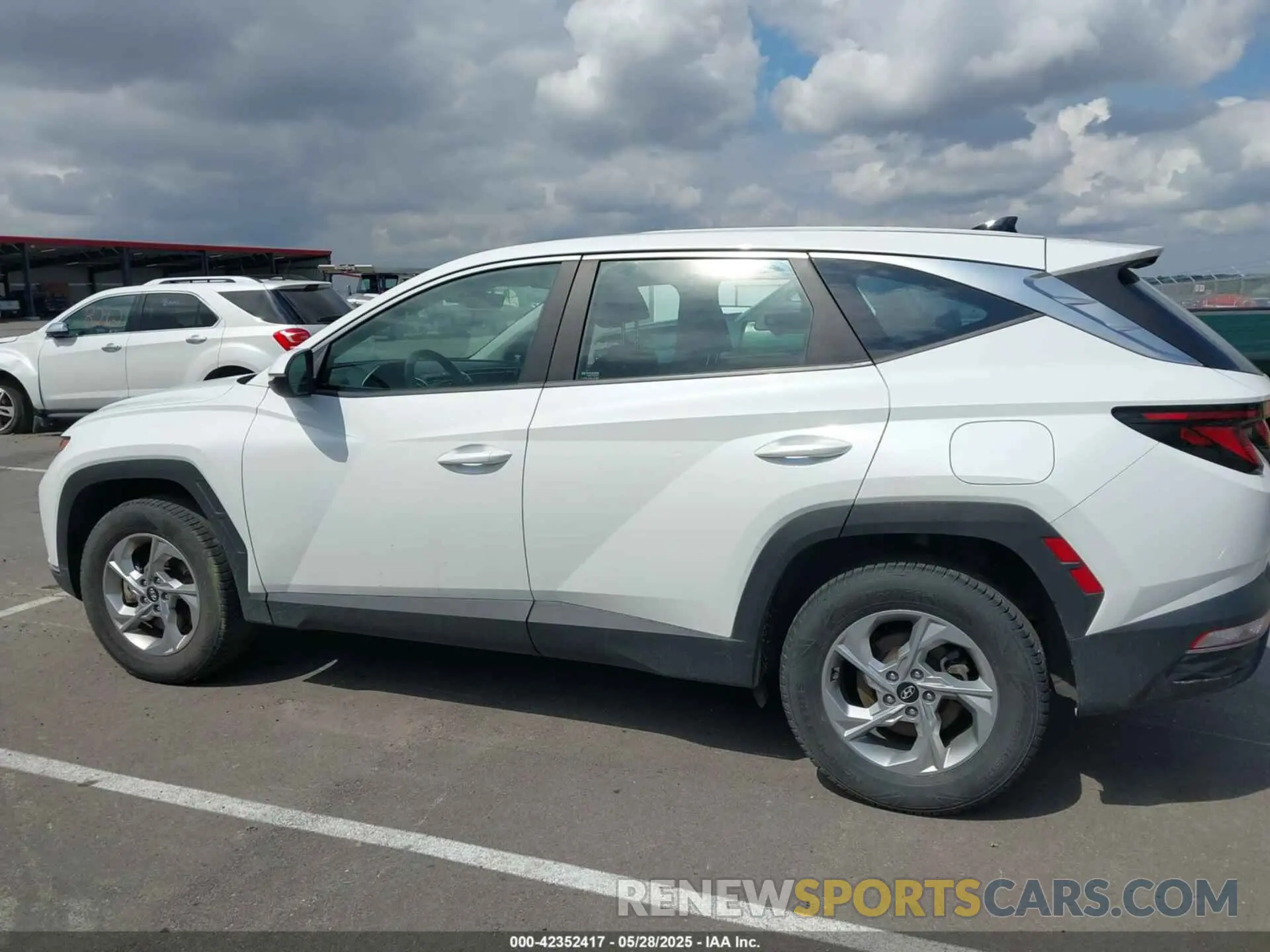 14 fotografías del automóvil dañado 5NMJACAE1NH079814 HYUNDAI TUCSON 2022