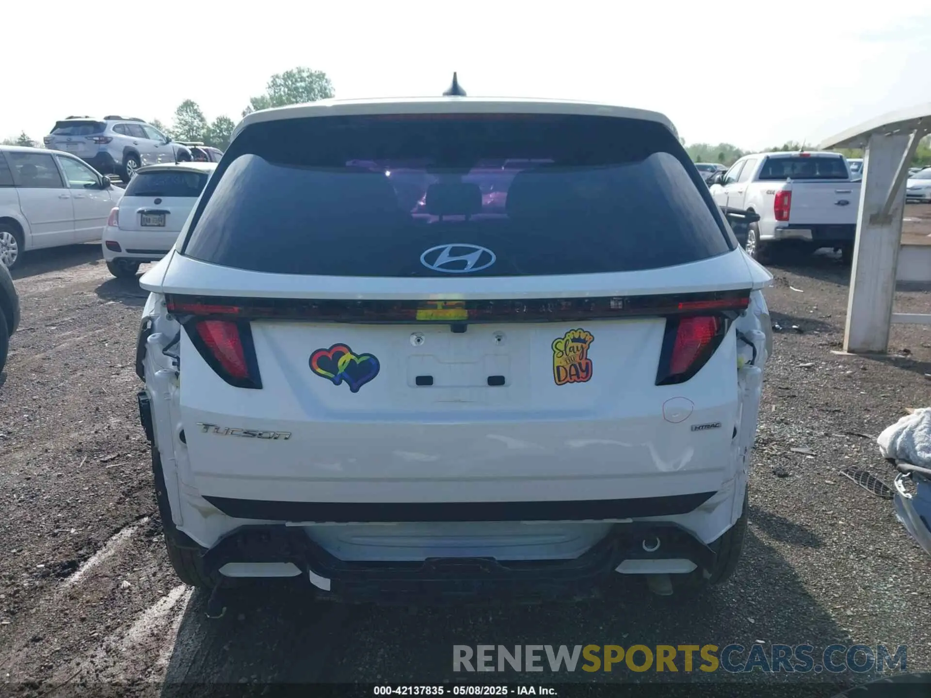 17 fotografías del automóvil dañado 5NMJACAE3NH012650 HYUNDAI TUCSON 2022