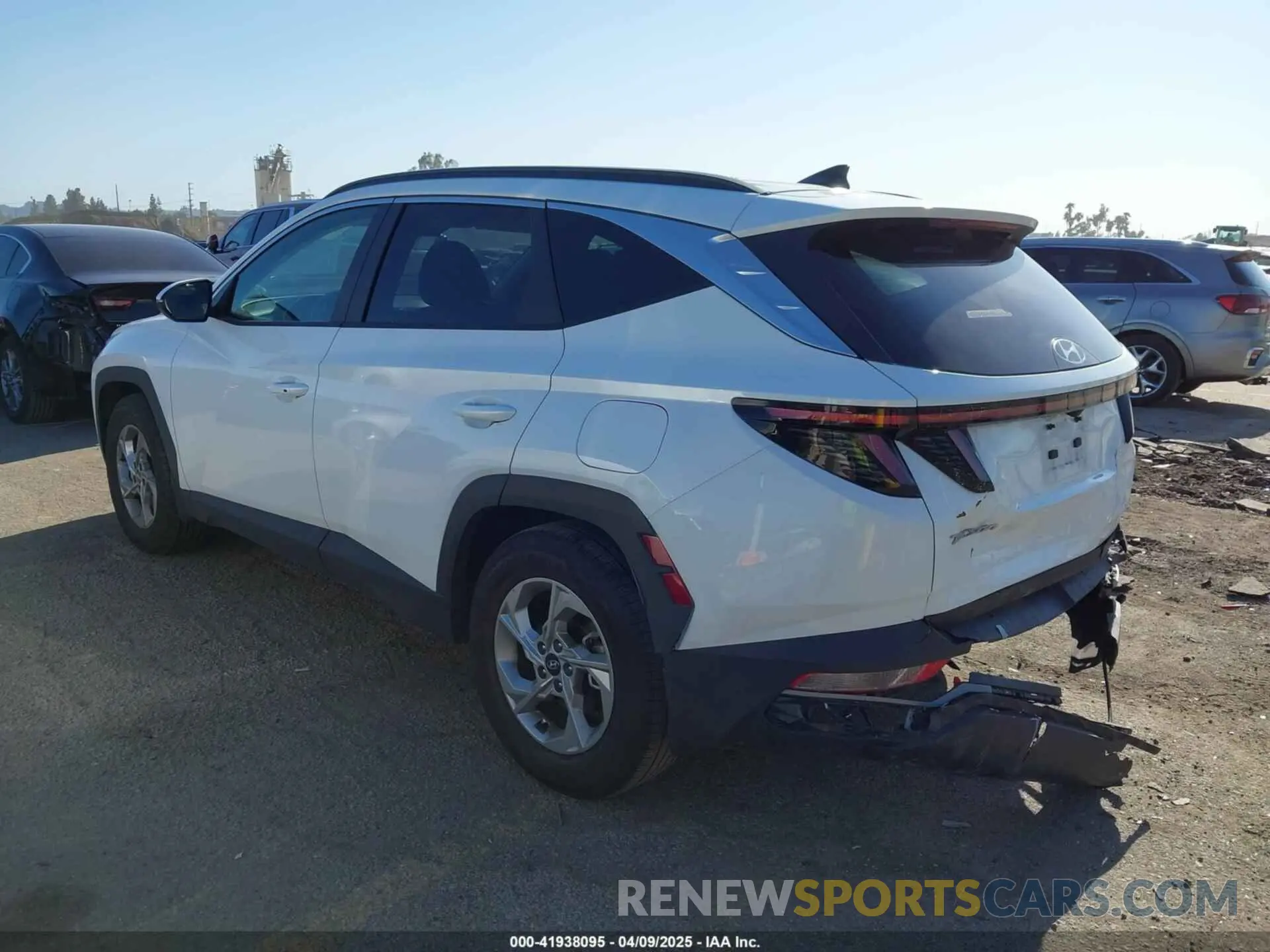 3 fotografías del automóvil dañado 5NMJB3AE0NH117546 HYUNDAI TUCSON 2022