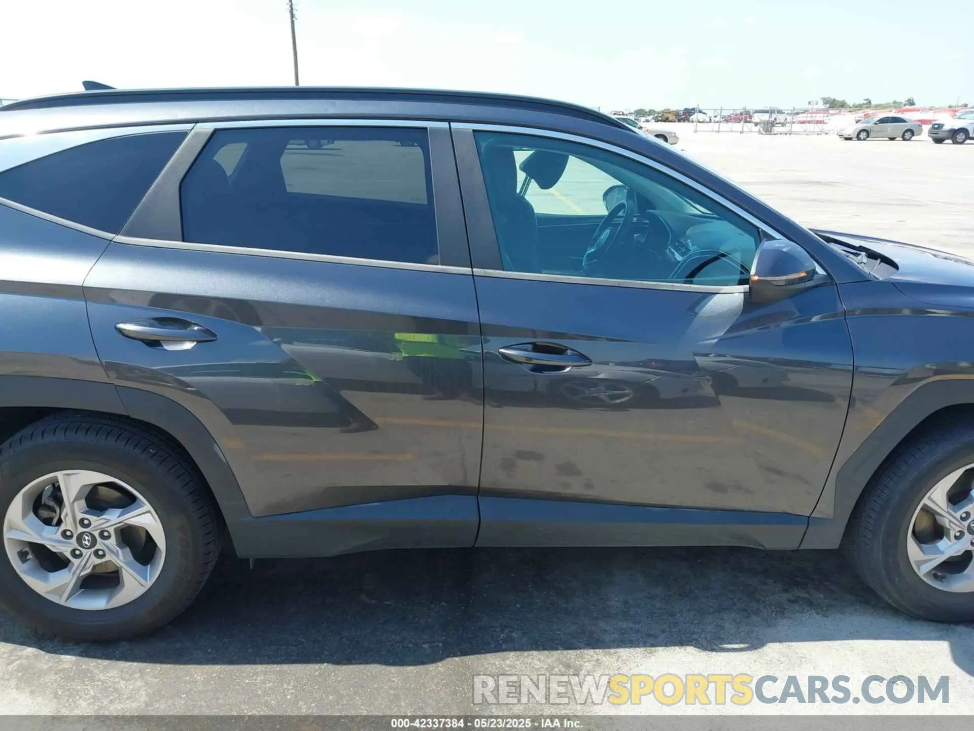 13 fotografías del automóvil dañado 5NMJB3AE1NH008268 HYUNDAI TUCSON 2022