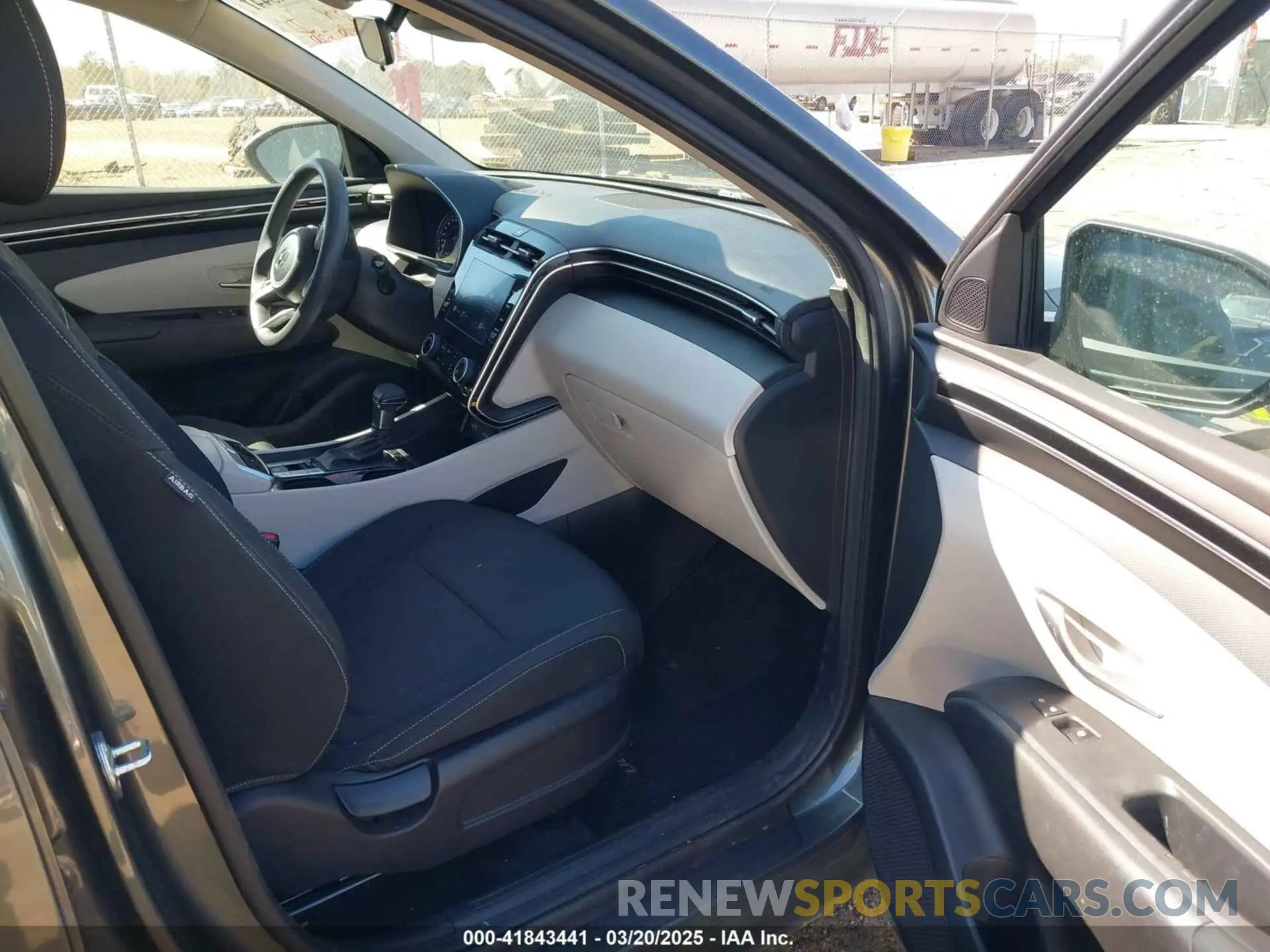 5 fotografías del automóvil dañado 5NMJB3AE1NH089725 HYUNDAI TUCSON 2022