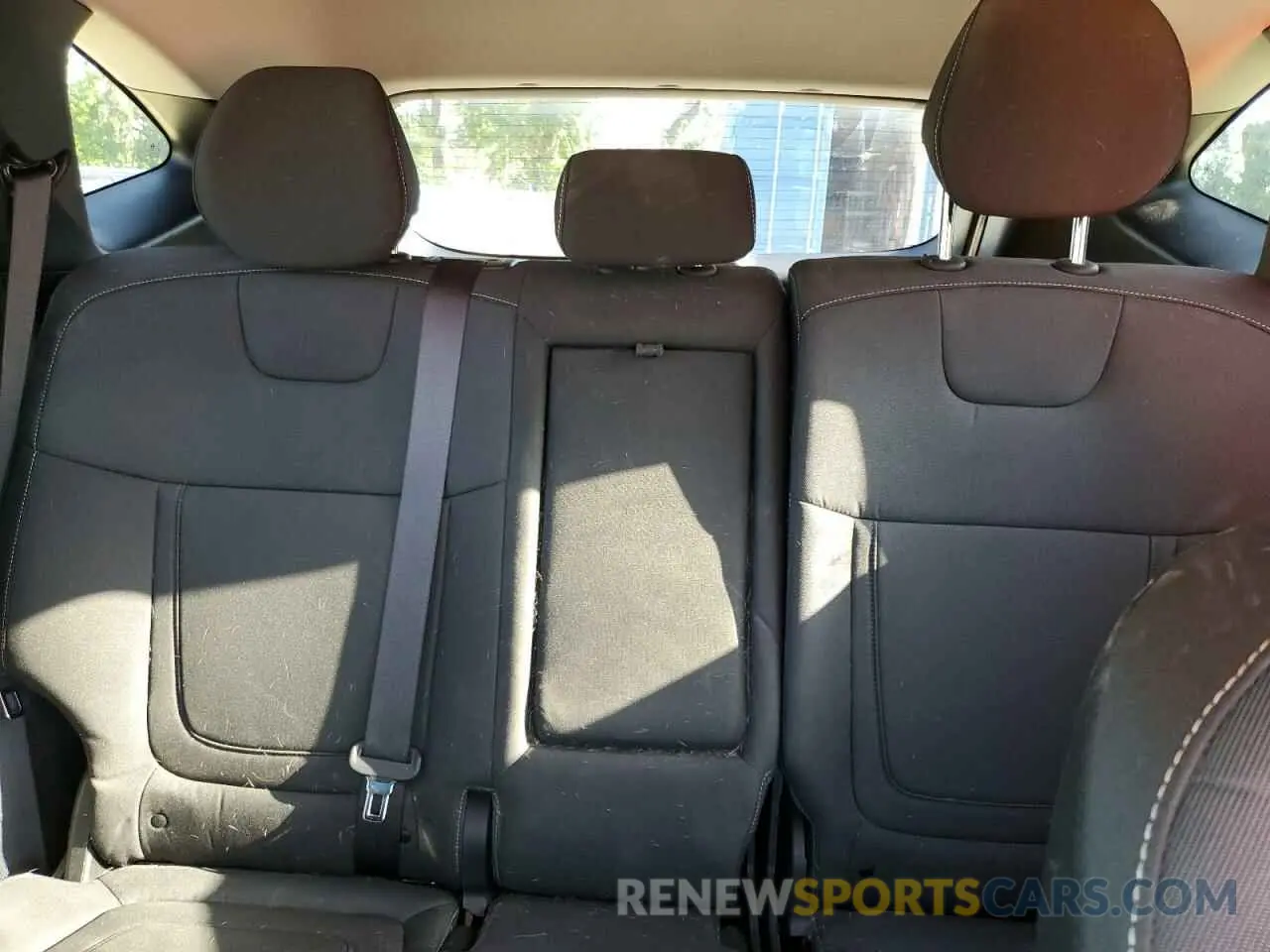 10 fotografías del automóvil dañado 5NMJB3AE1NH121735 HYUNDAI TUCSON 2022