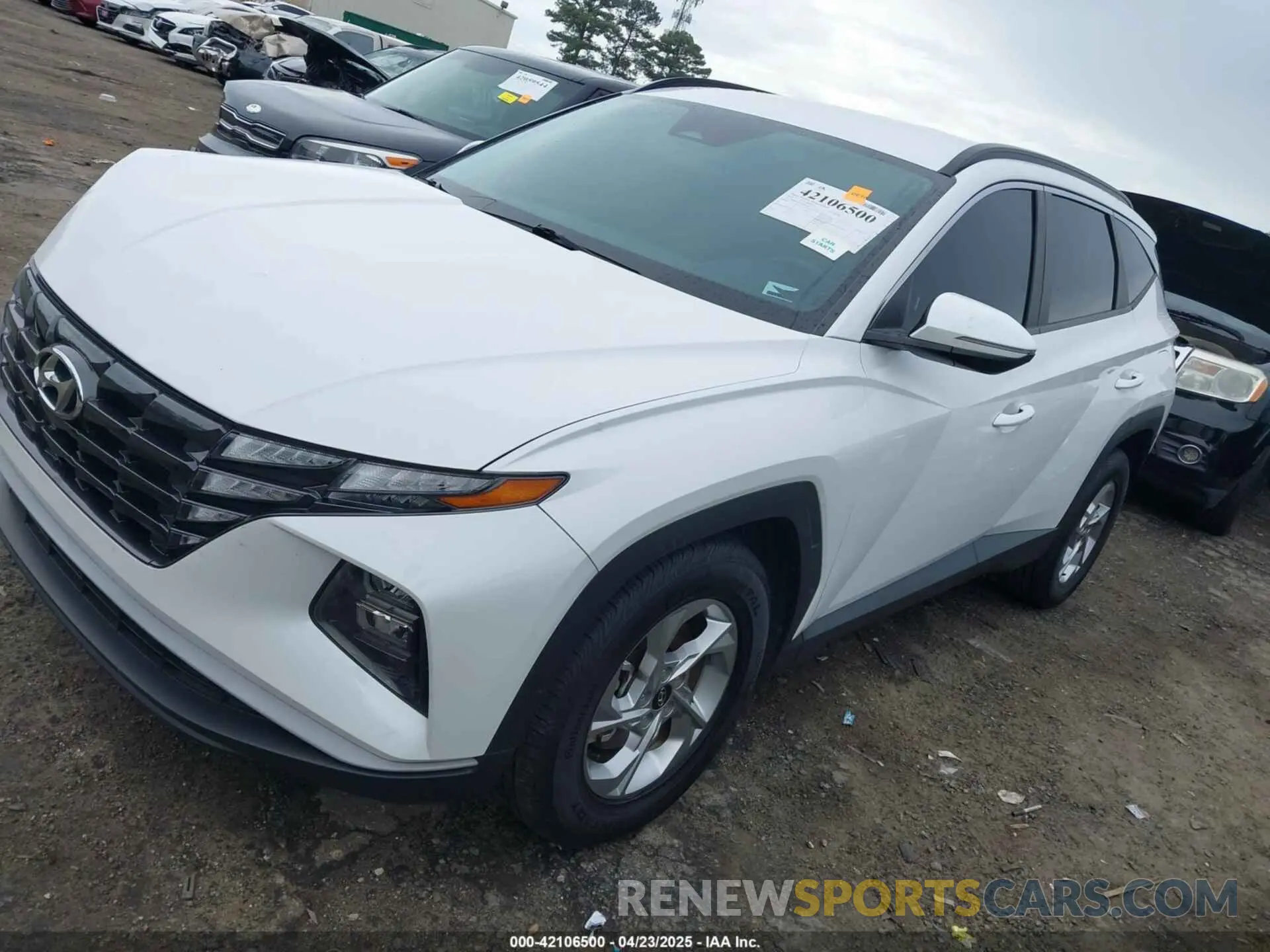 2 fotografías del automóvil dañado 5NMJB3AE2NH013267 HYUNDAI TUCSON 2022