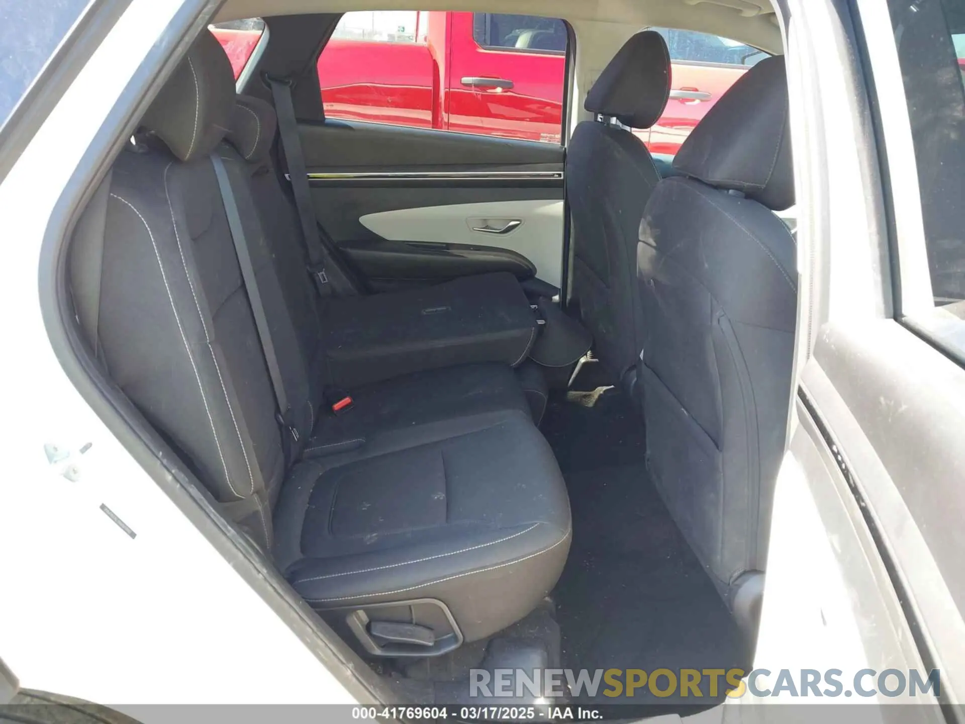 8 fotografías del automóvil dañado 5NMJB3AE3NH070982 HYUNDAI TUCSON 2022
