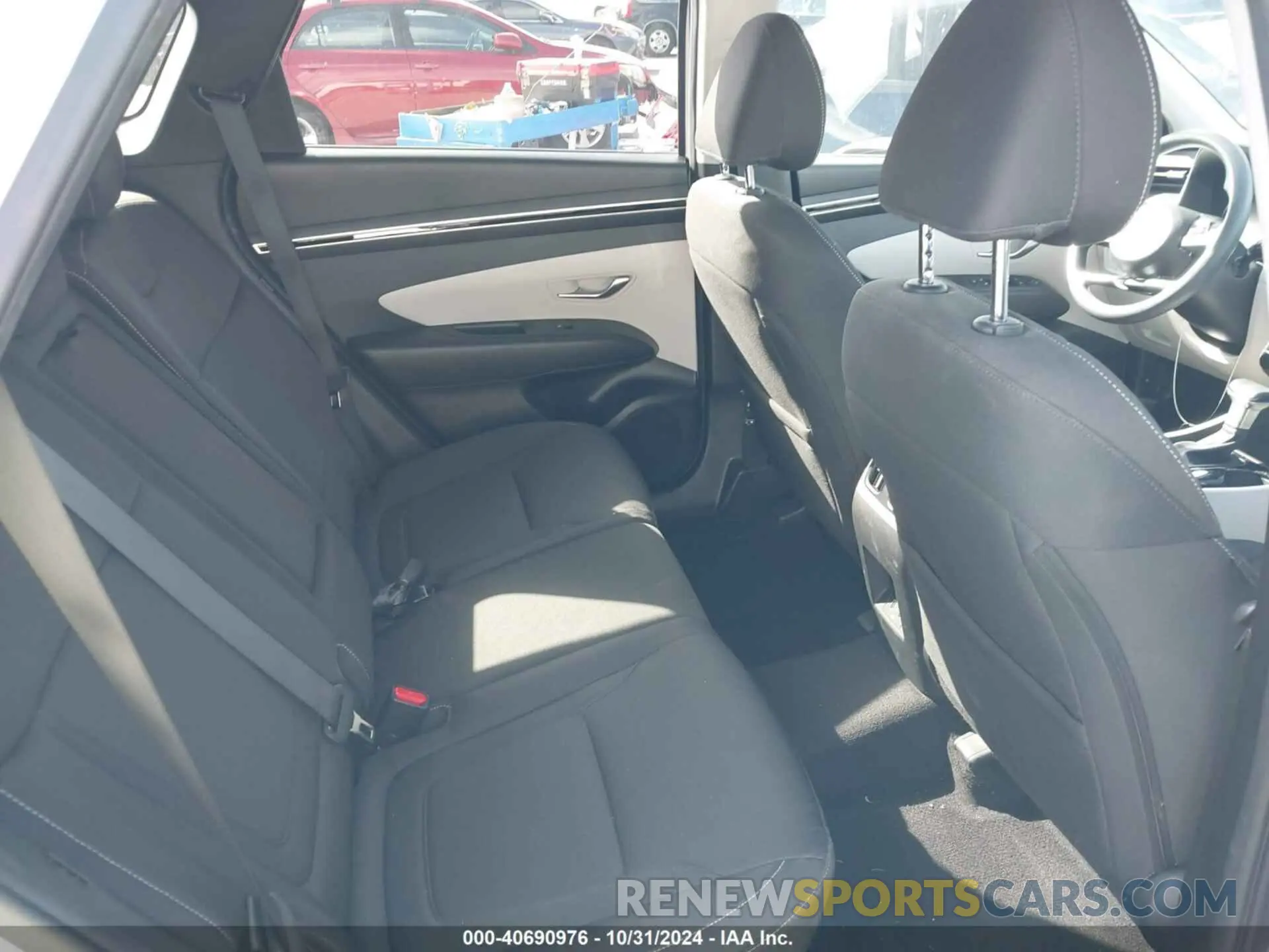 8 fotografías del automóvil dañado 5NMJB3AE3NH110641 HYUNDAI TUCSON 2022