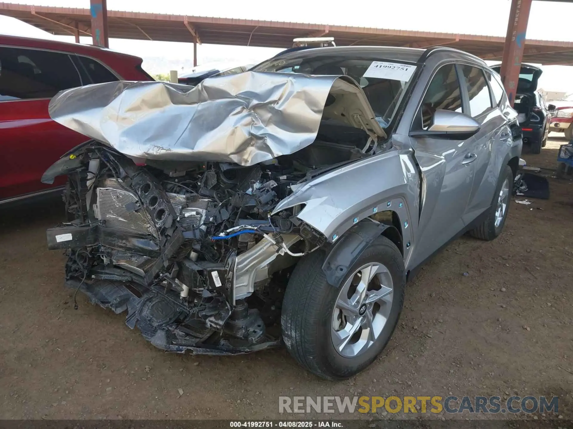 2 fotografías del automóvil dañado 5NMJB3AE4NH154440 HYUNDAI TUCSON 2022