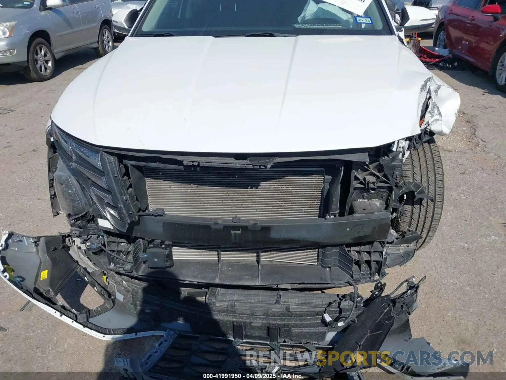 13 fotografías del automóvil dañado 5NMJB3AE5NH161137 HYUNDAI TUCSON 2022