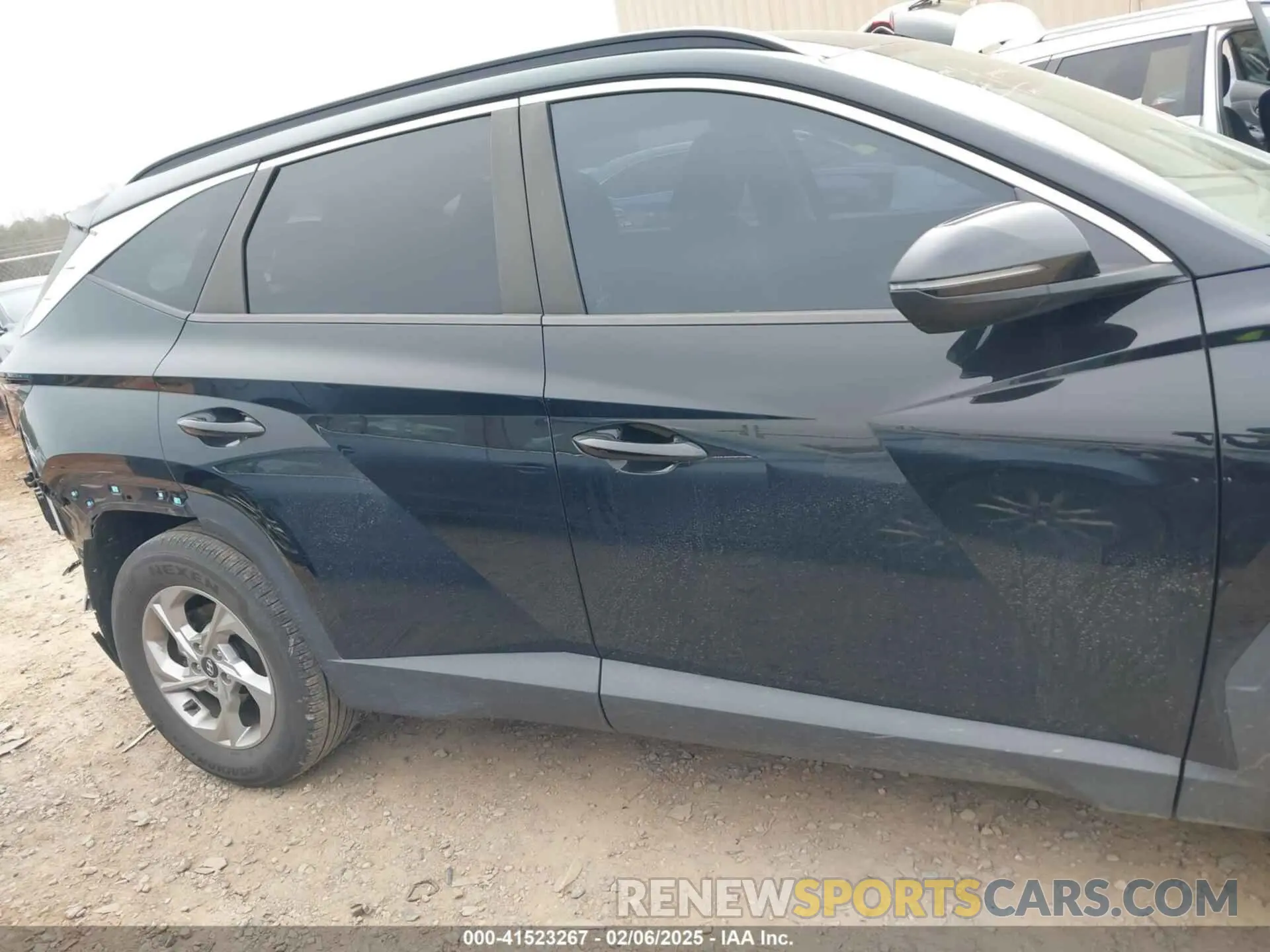 13 fotografías del automóvil dañado 5NMJB3AE8NH003990 HYUNDAI TUCSON 2022