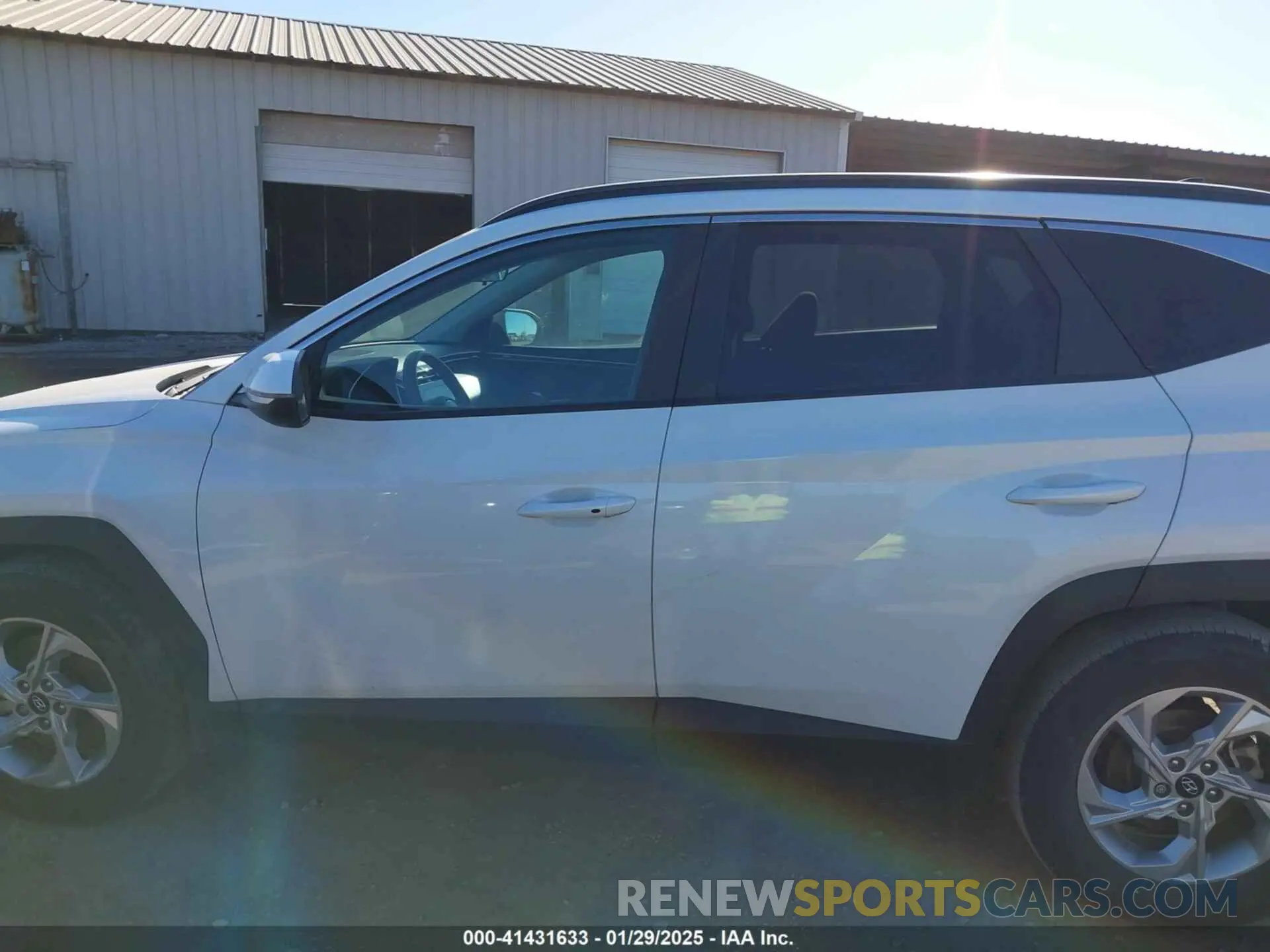 14 fotografías del automóvil dañado 5NMJB3AE8NH115592 HYUNDAI TUCSON 2022