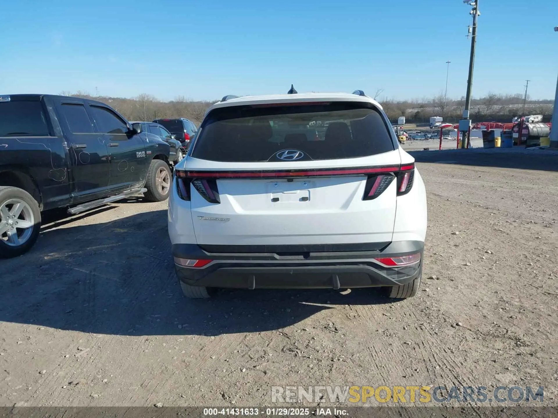 16 fotografías del automóvil dañado 5NMJB3AE8NH115592 HYUNDAI TUCSON 2022